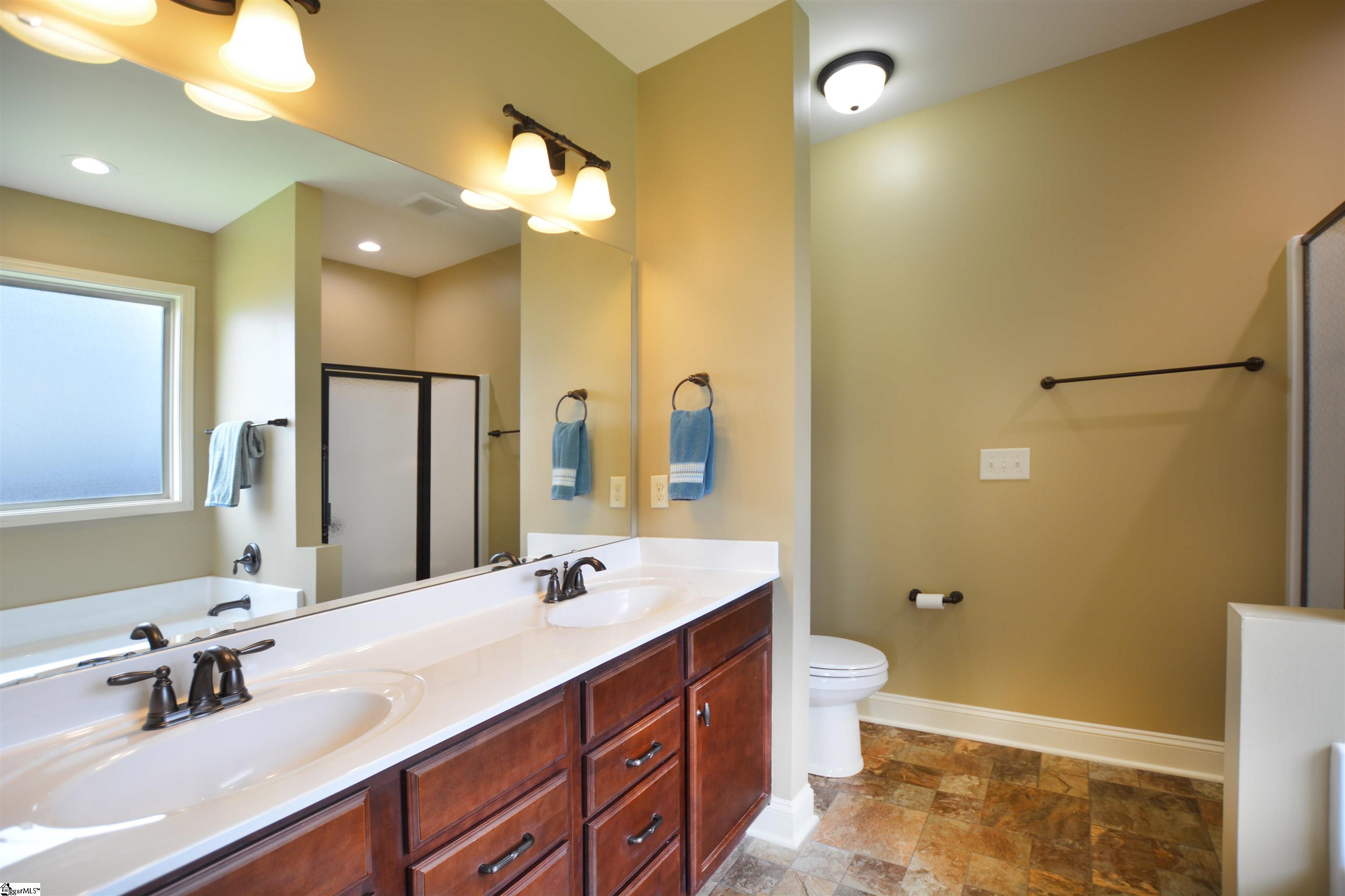 719 Wynborne Lane Moore, SC 29369