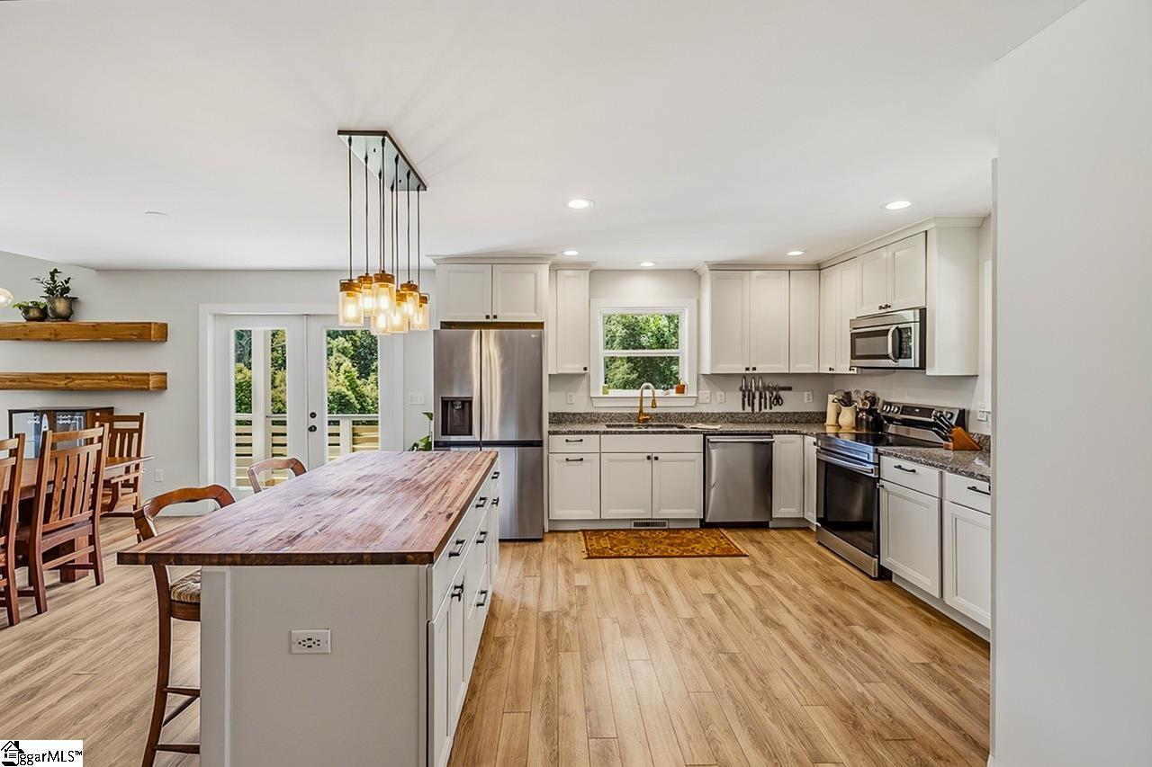 455 Aiken Chapel Road Taylors, SC 29687