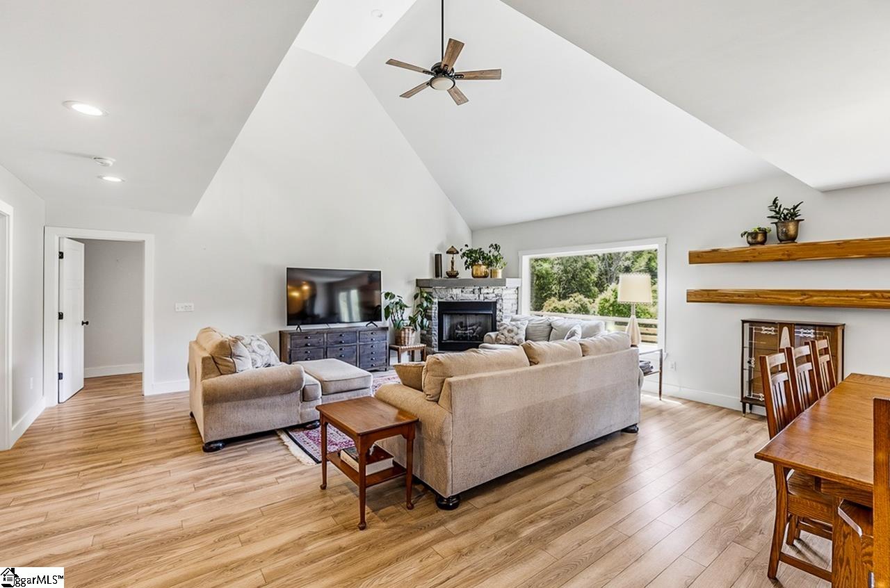 455 Aiken Chapel Road Taylors, SC 29687