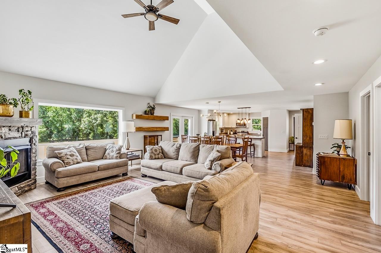 455 Aiken Chapel Road Taylors, SC 29687