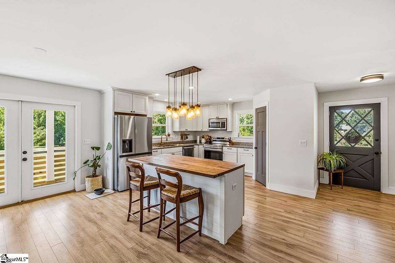 455 Aiken Chapel Road Taylors, SC 29687