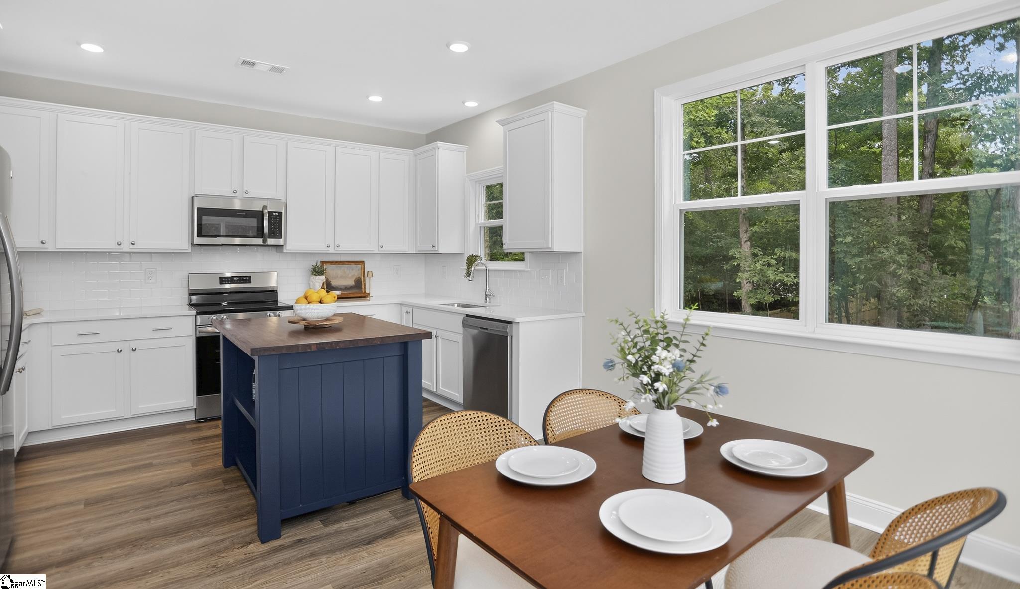 99 Sangamo Drive Greenville, SC 29611