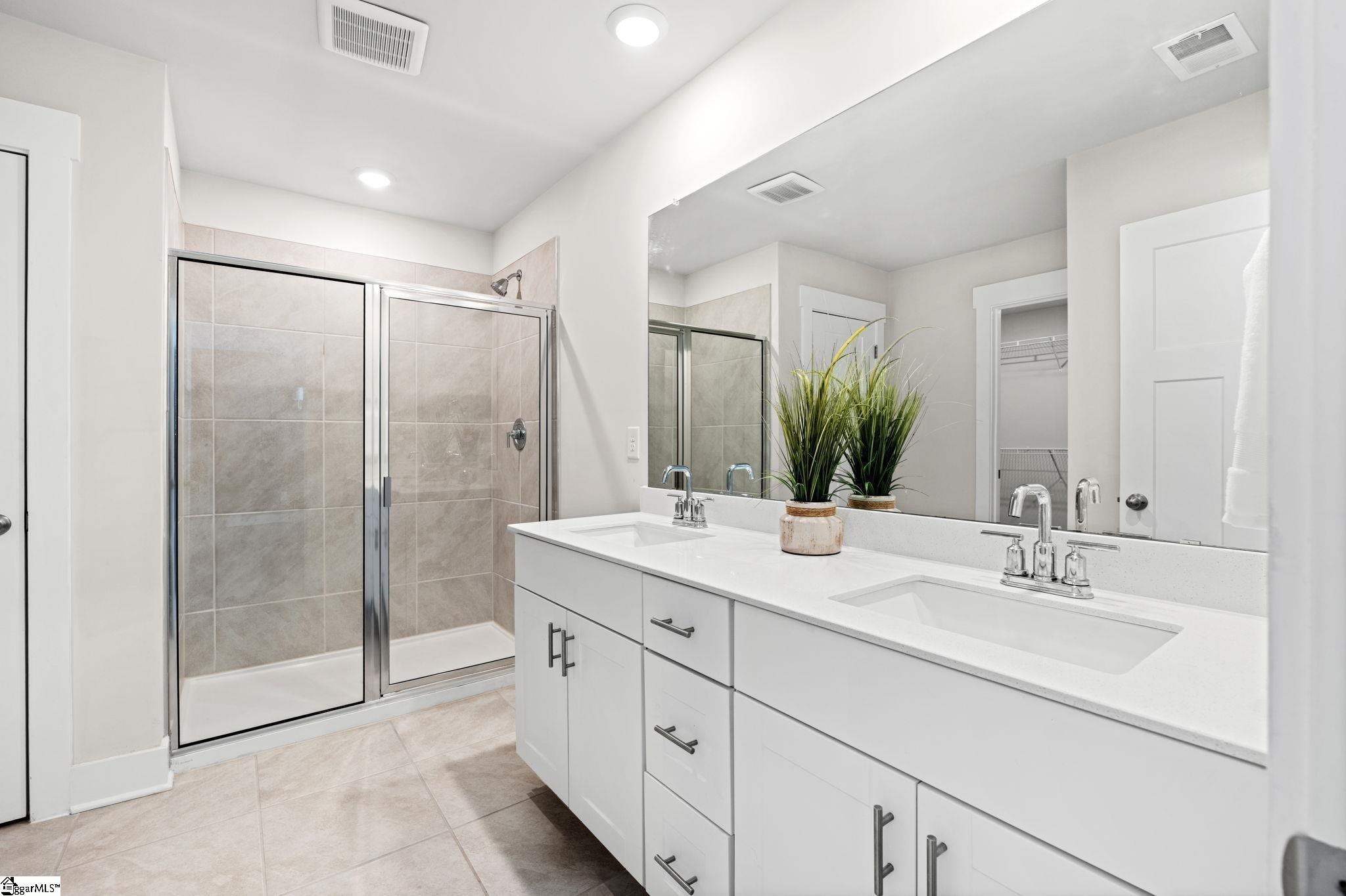 569 Laxton Road Greer, SC 29651