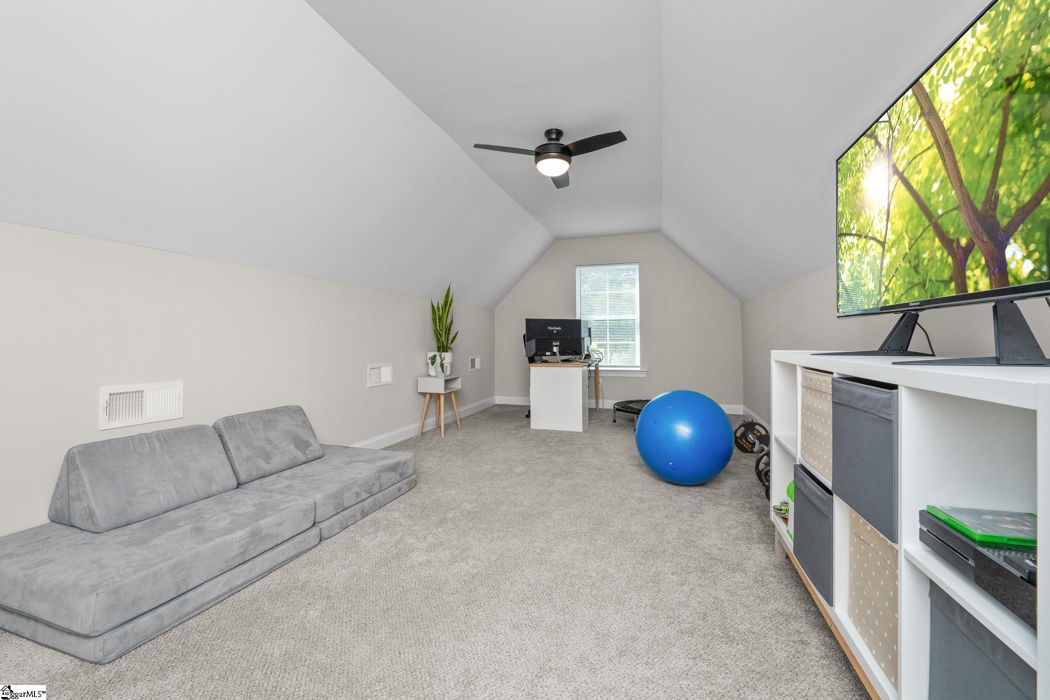 1984 Friendship Church Road Gray Court, SC 29645-4033