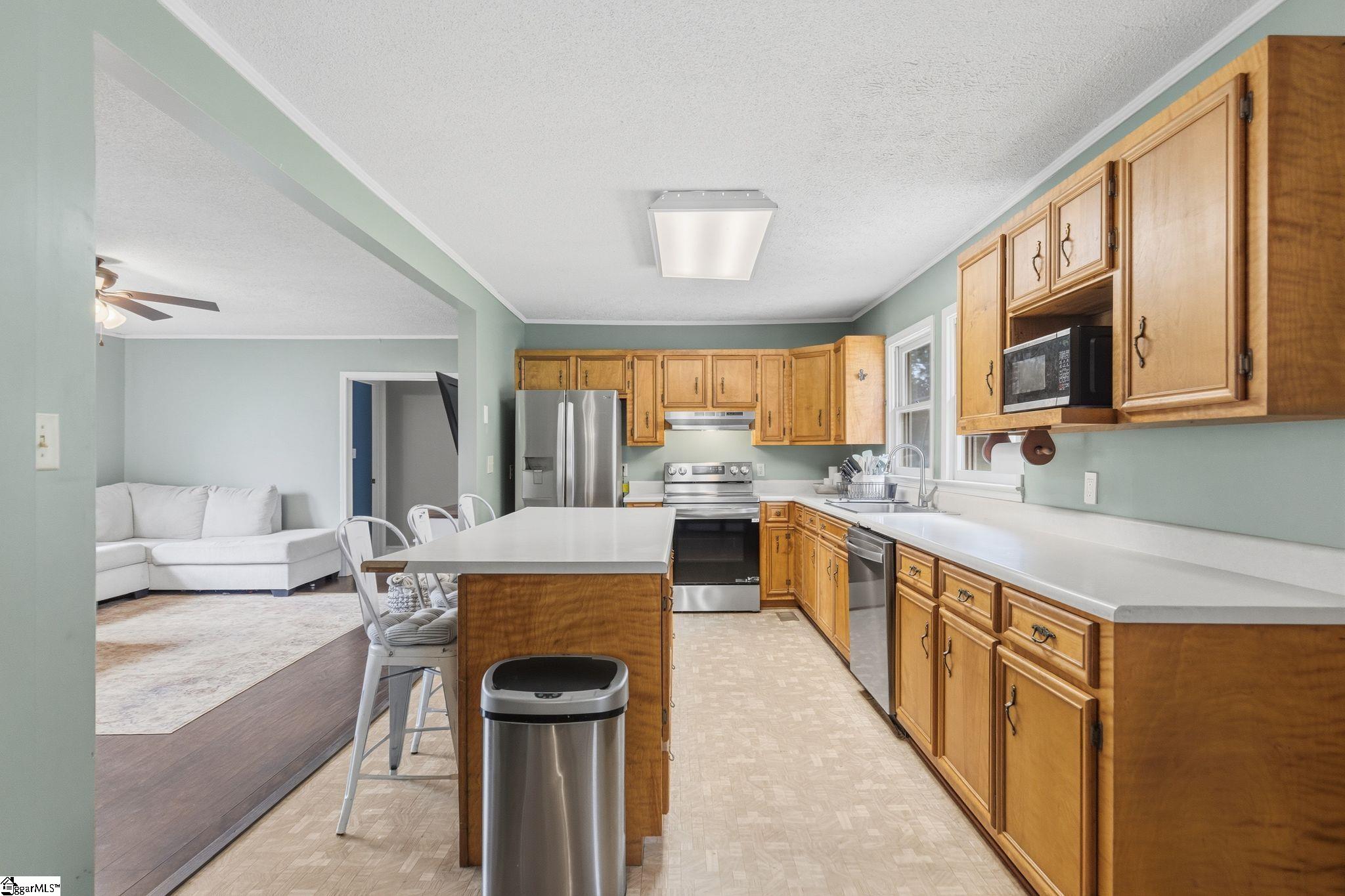 617 Pumpkintown Highway Pickens, SC 29671