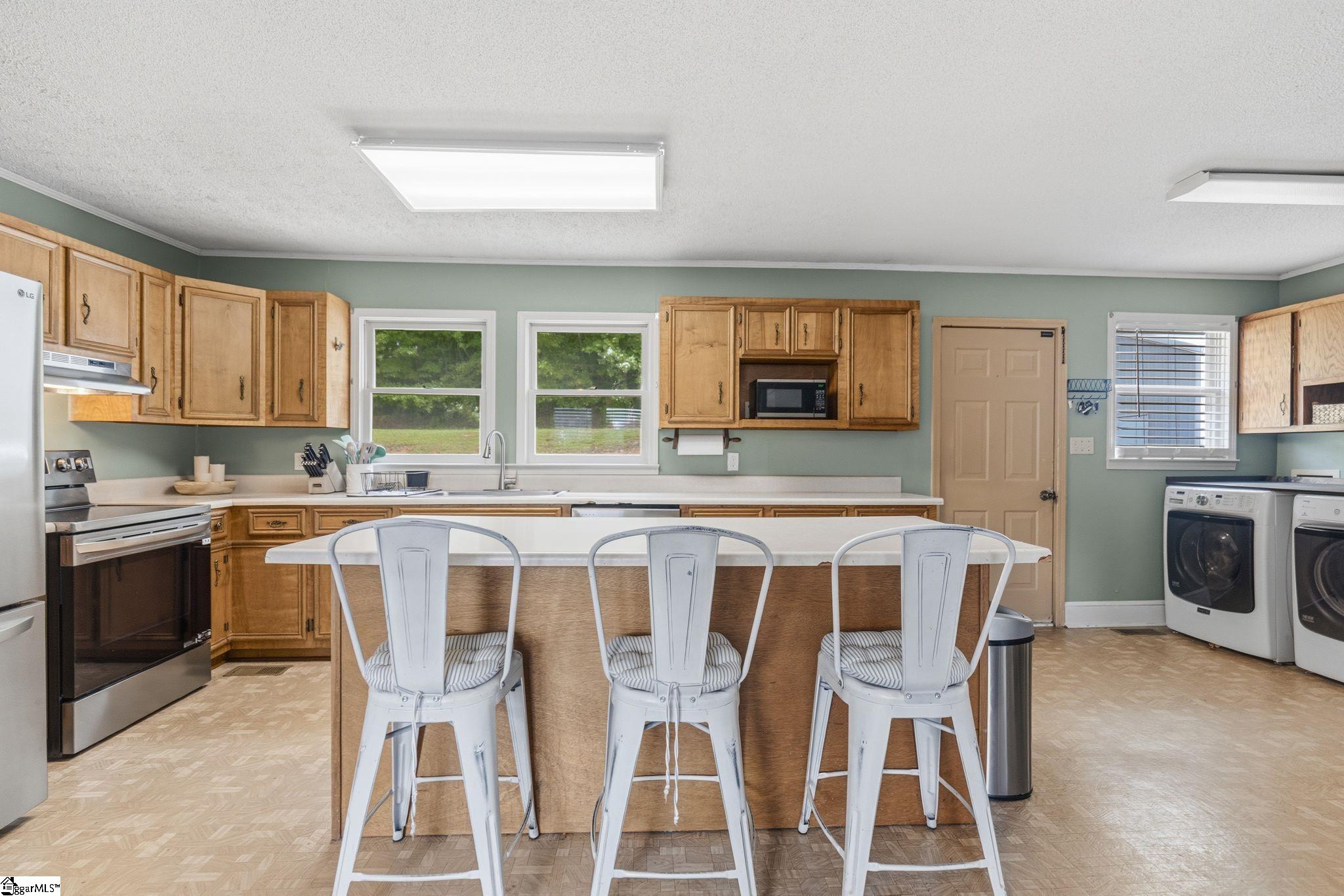 617 Pumpkintown Highway Pickens, SC 29671