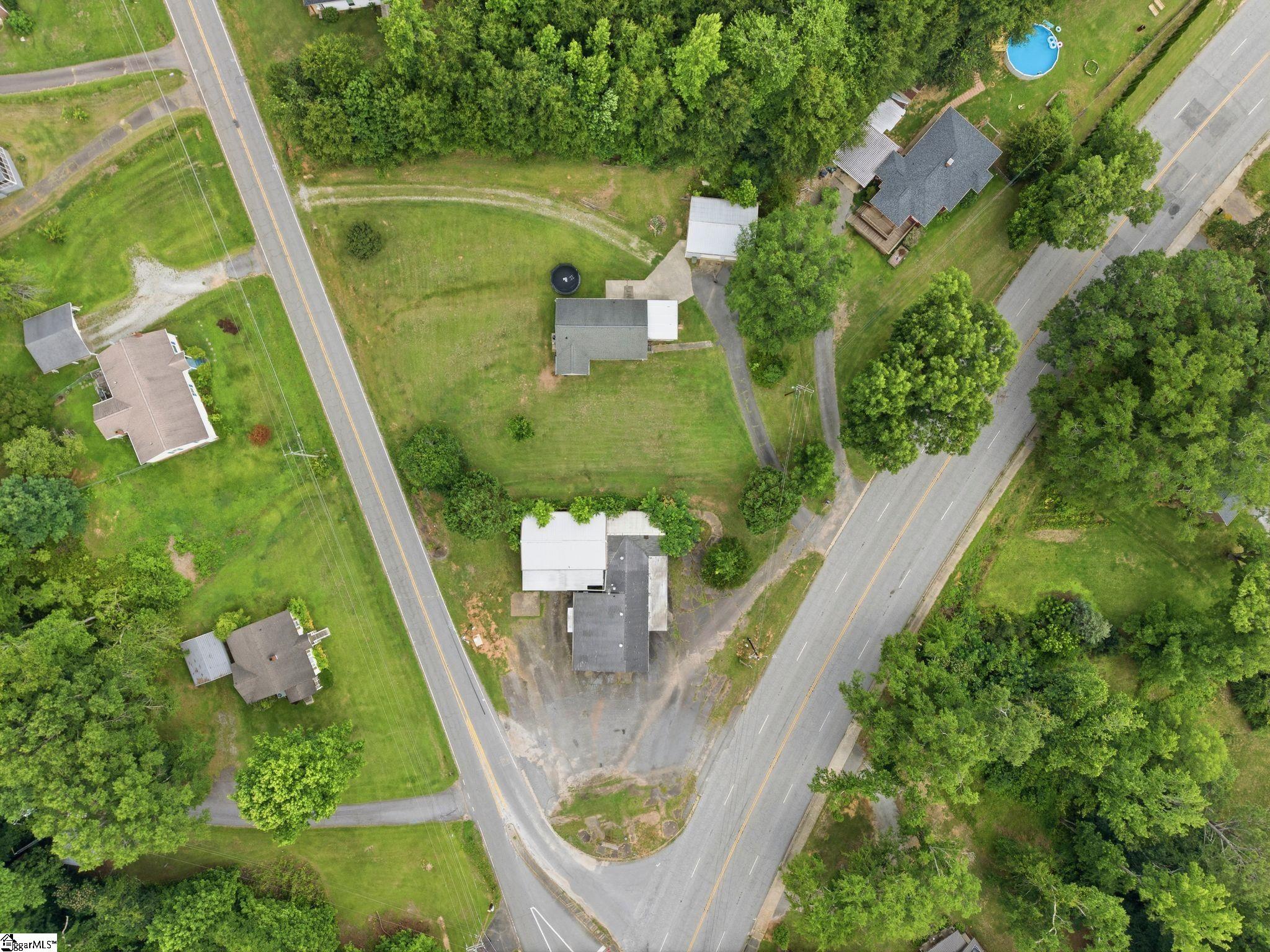617 Pumpkintown Highway Pickens, SC 29671