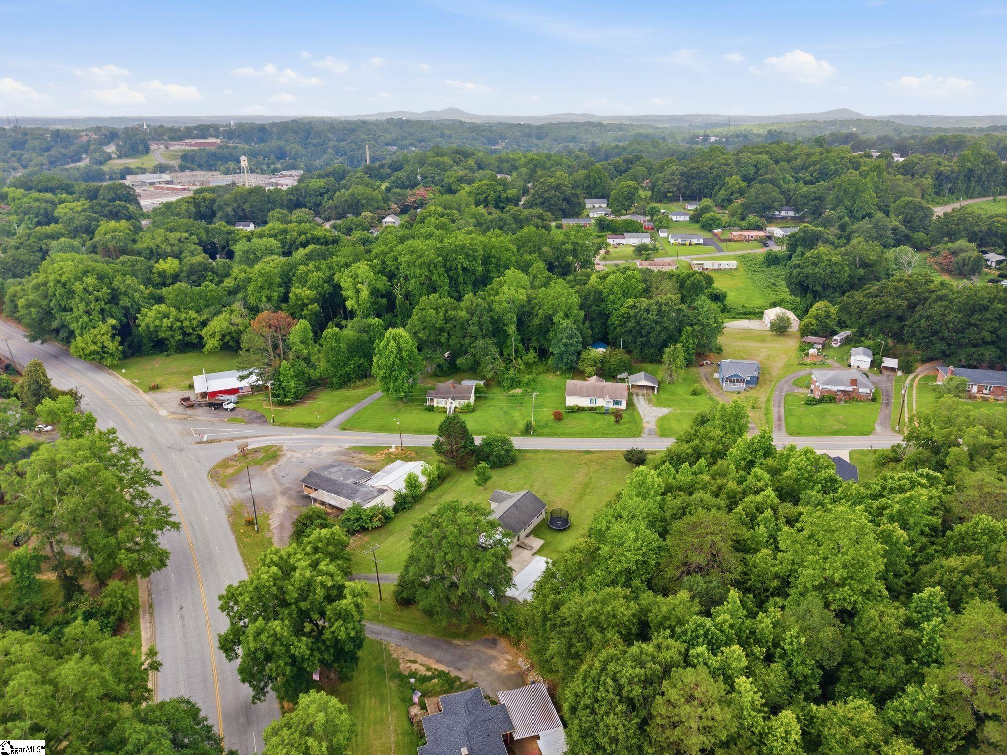 617 Pumpkintown Highway Pickens, SC 29671