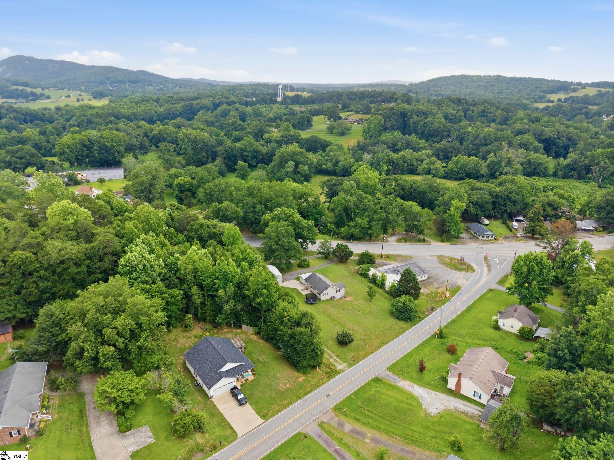 617 Pumpkintown Highway Pickens, SC 29671