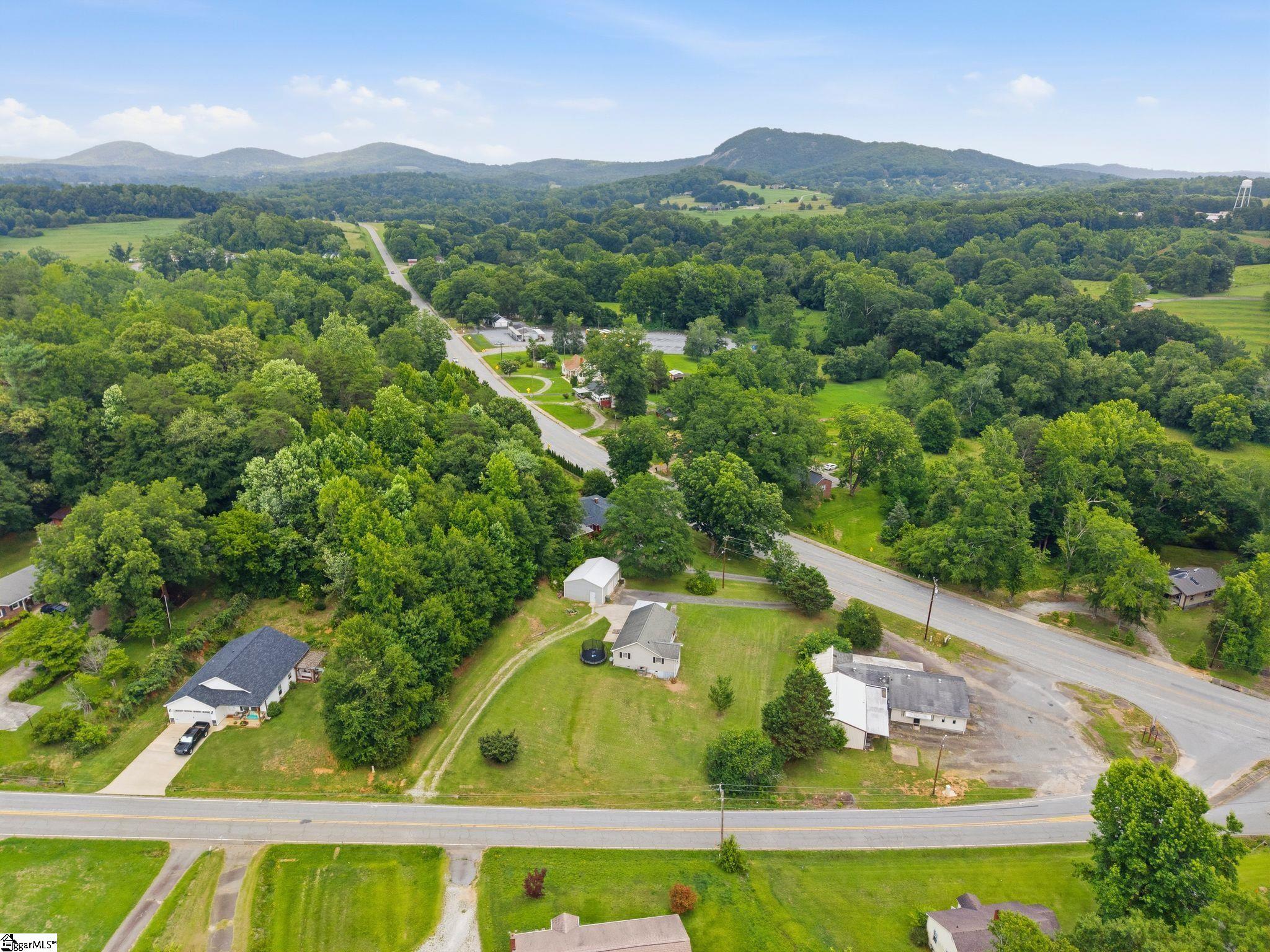 617 Pumpkintown Highway Pickens, SC 29671