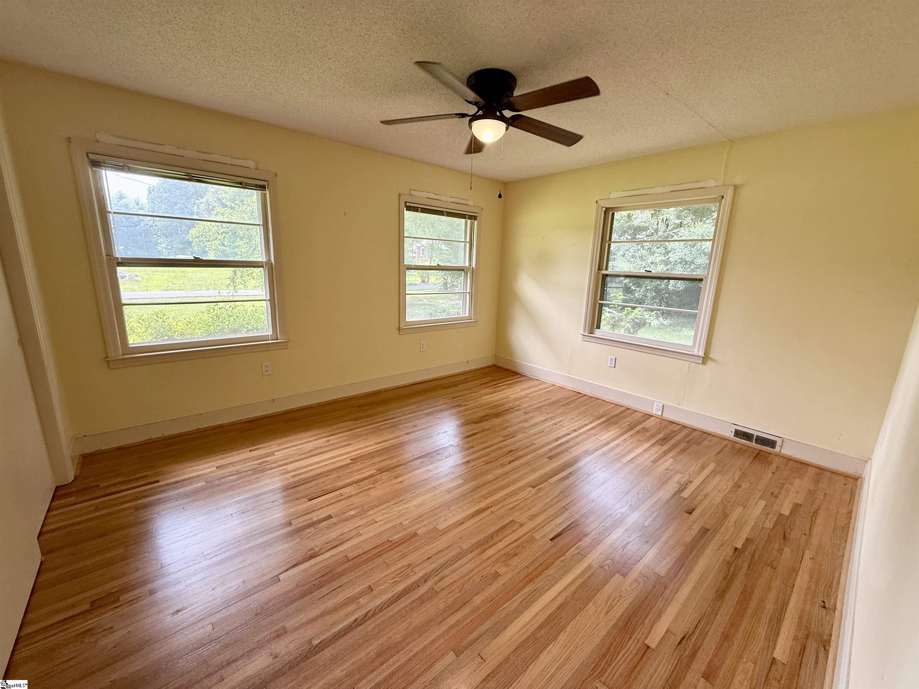 105 Ansel Drive Clinton, SC 29325