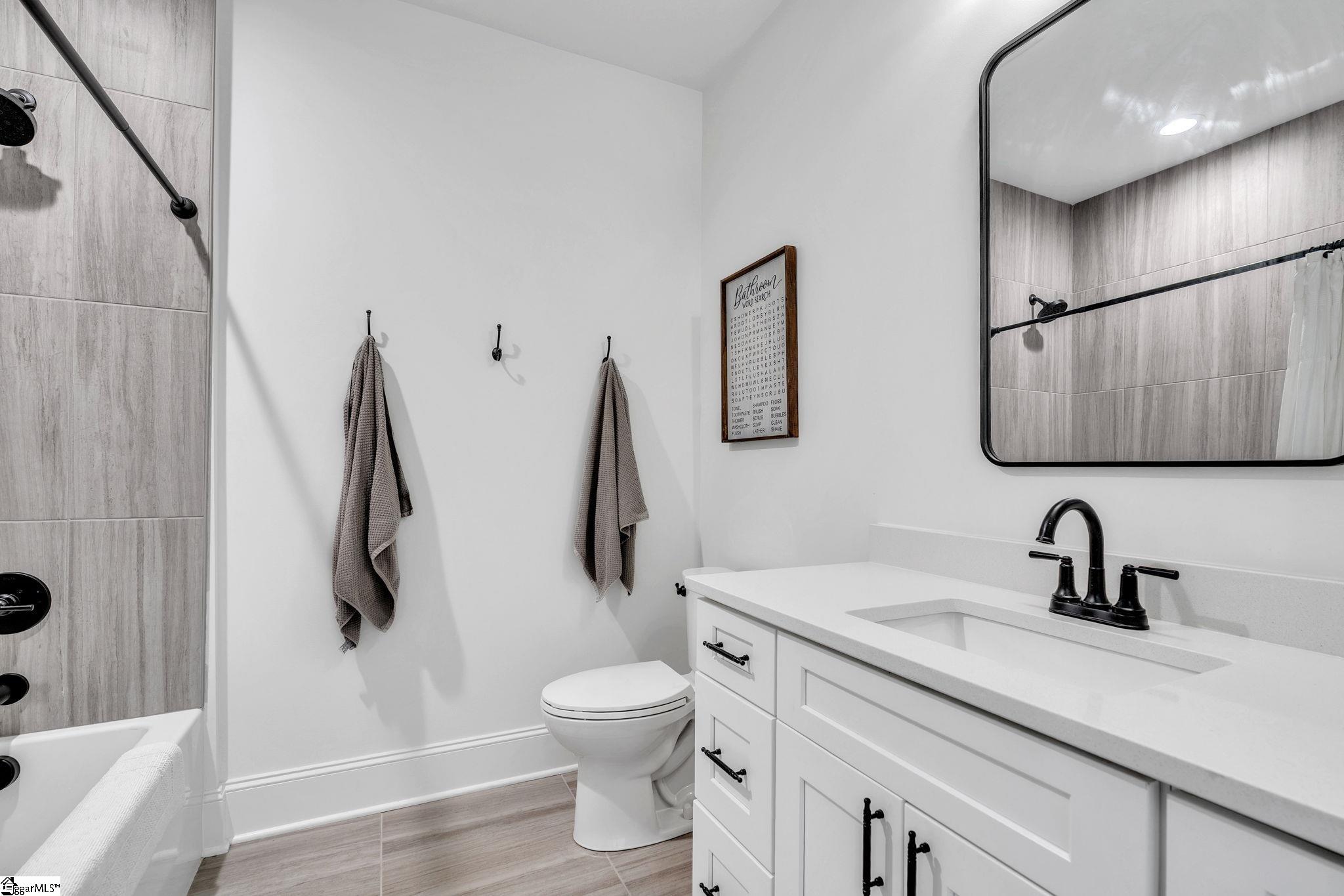 21 Conwell Street Greenville, SC 29601