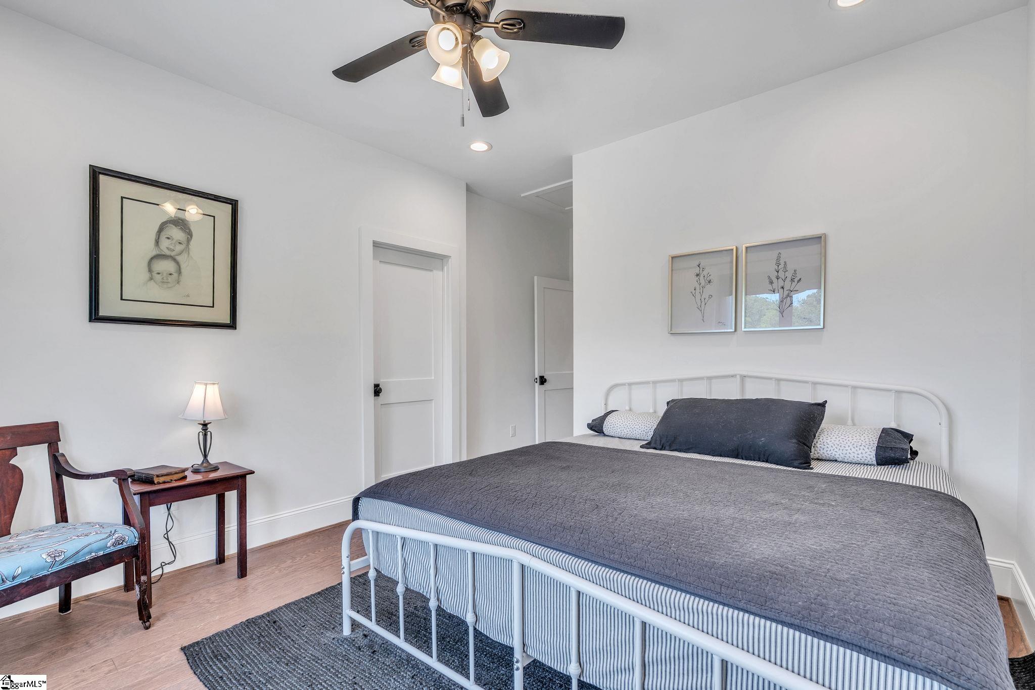 21 Conwell Street Greenville, SC 29601