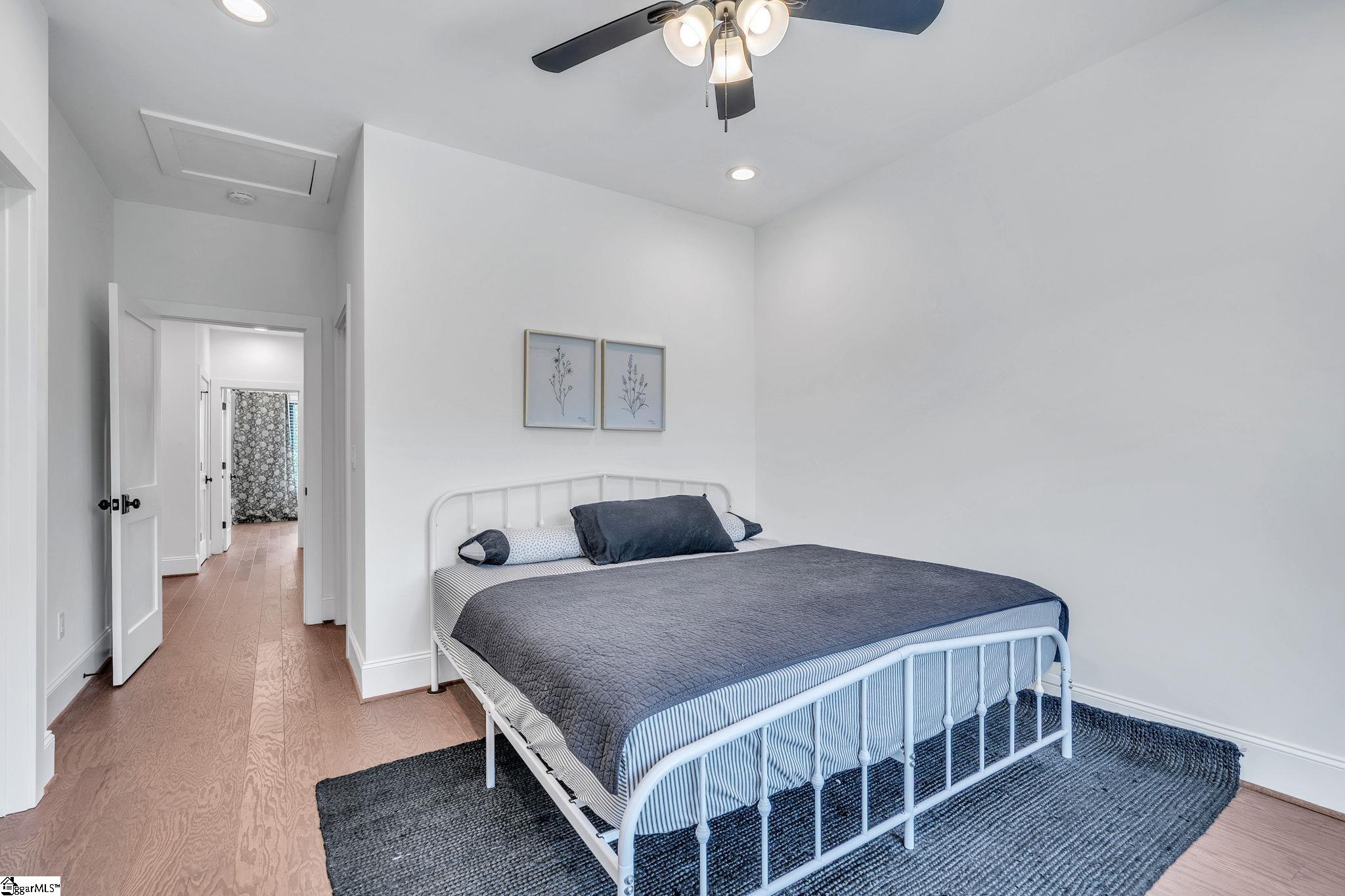 21 Conwell Street Greenville, SC 29601