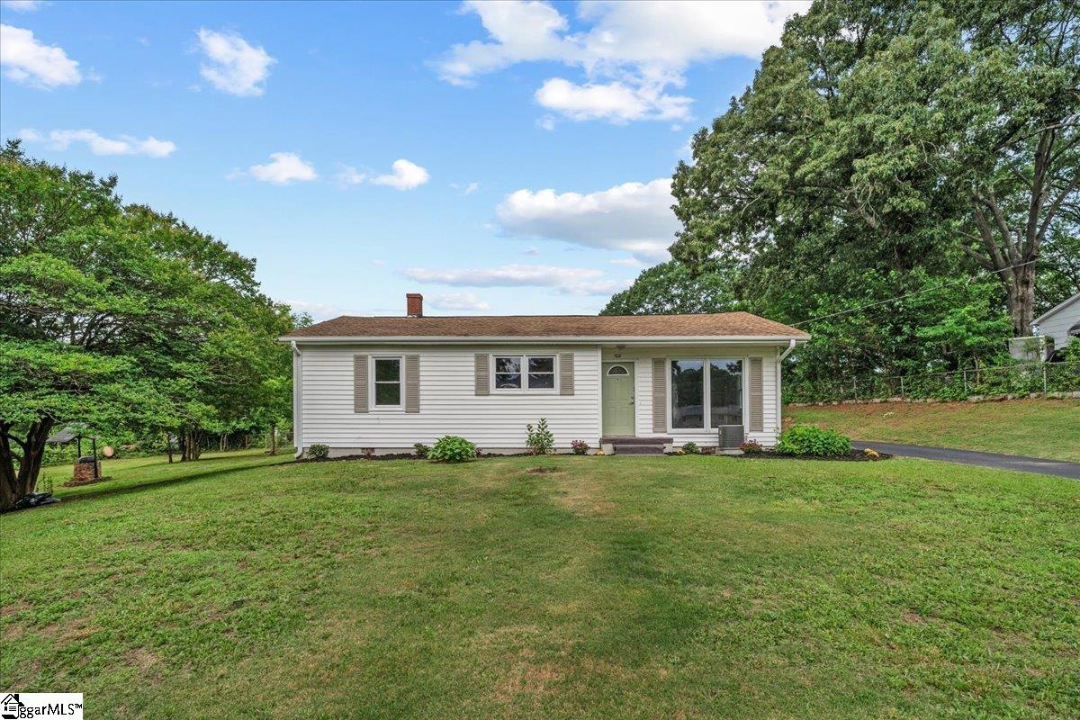 108 Valley Drive Greer, SC 29651