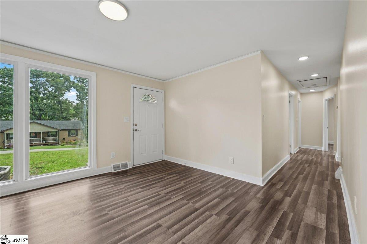 108 Valley Drive Greer, SC 29651