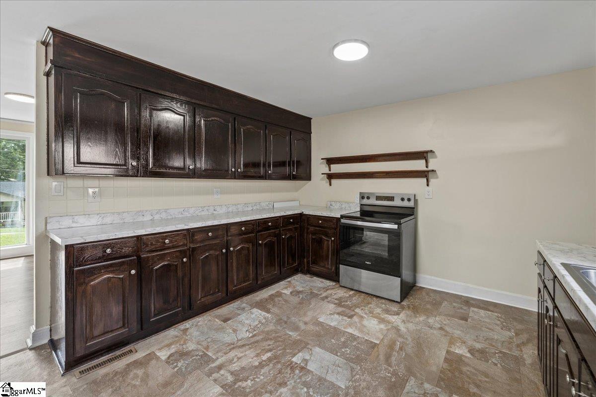 108 Valley Drive Greer, SC 29651