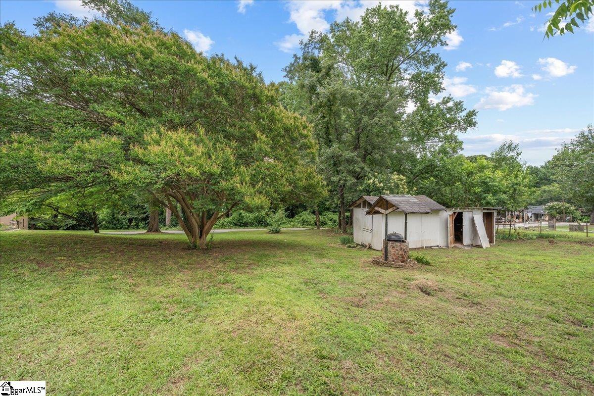 108 Valley Drive Greer, SC 29651