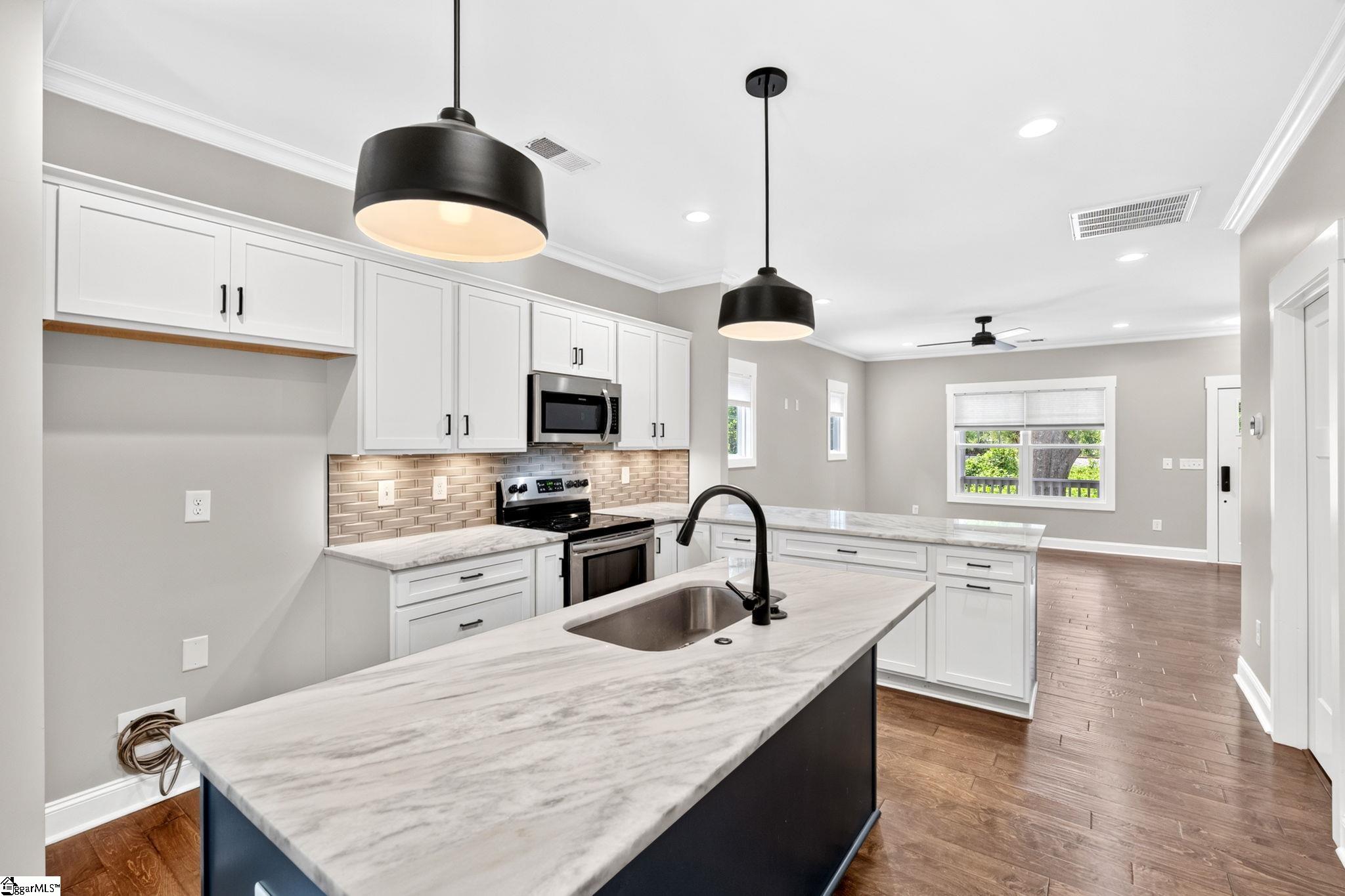 36 Interurban Avenue Greenville, SC 29609