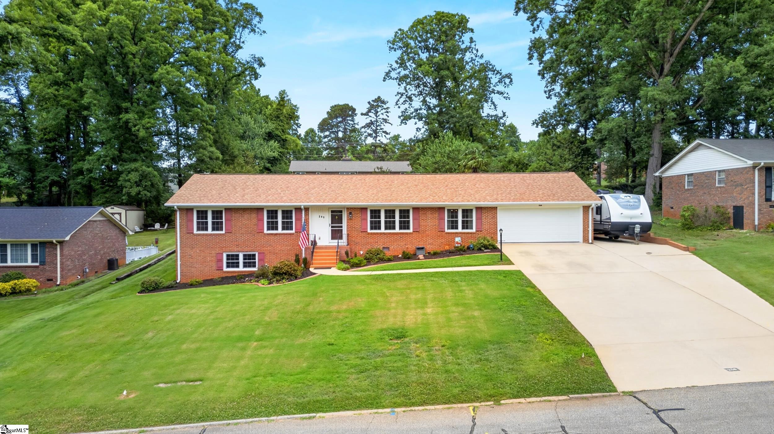 208 Holly Road, Taylors, SC image