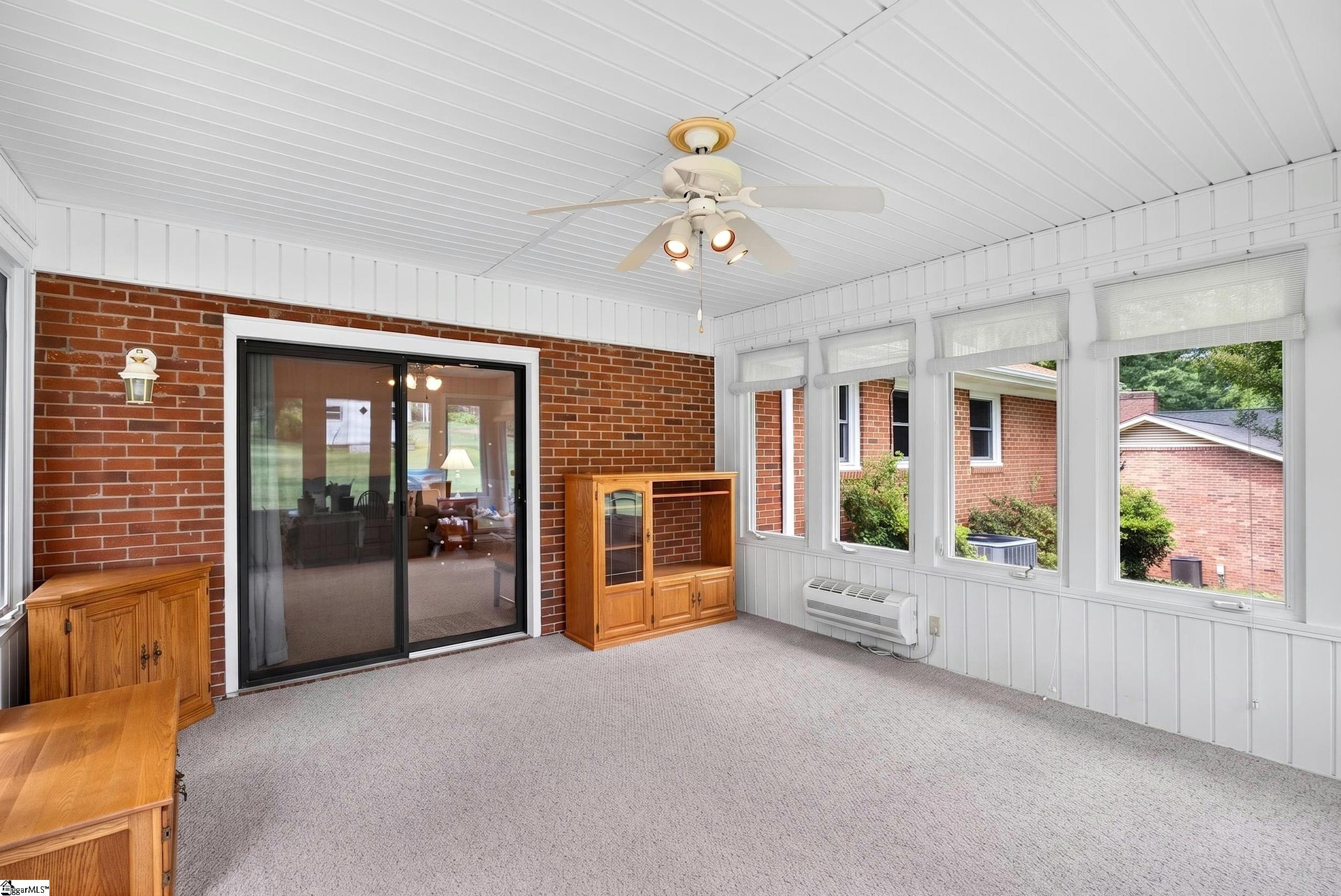 208 Holly Road Taylors, SC 29687
