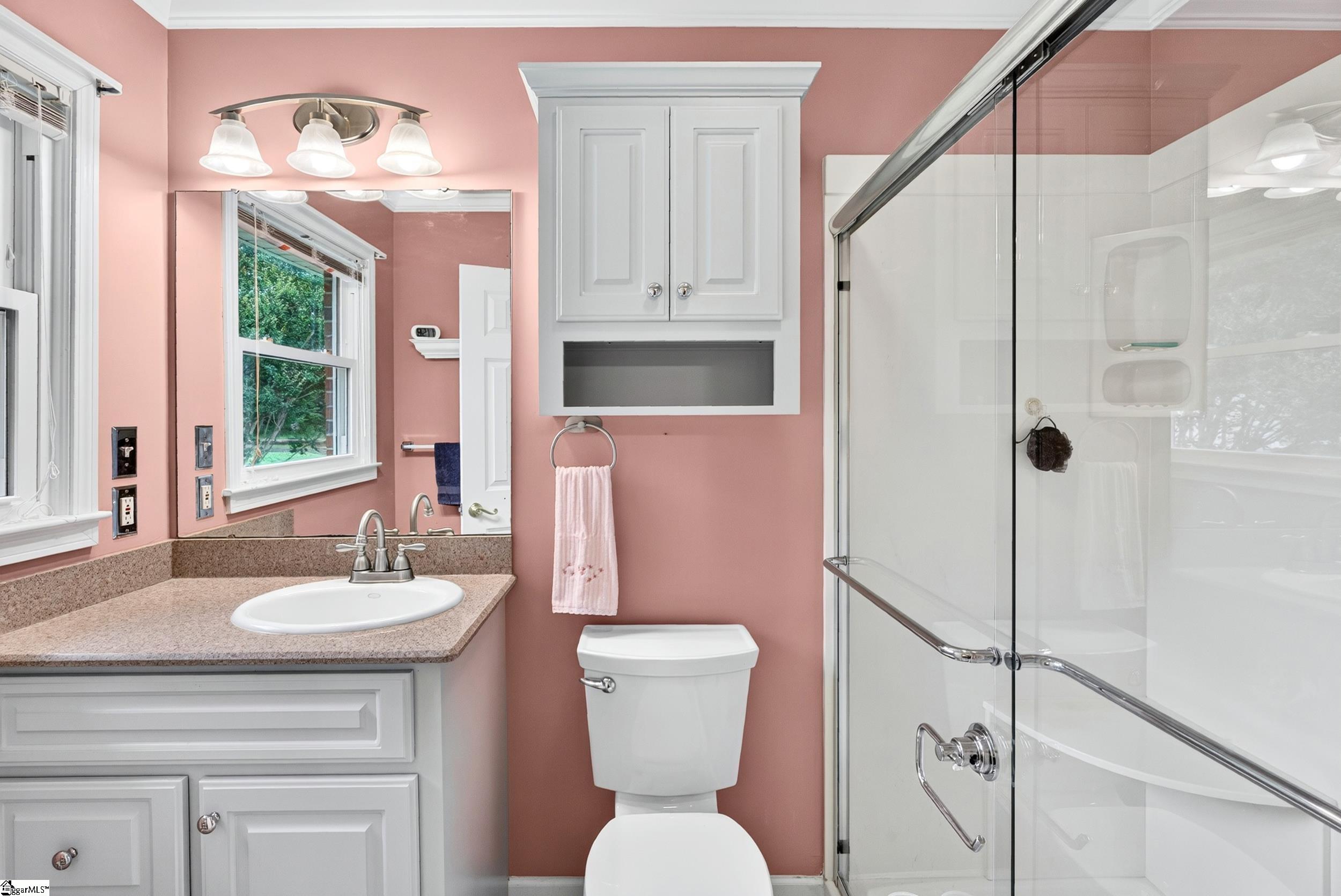 208 Holly Road Taylors, SC 29687