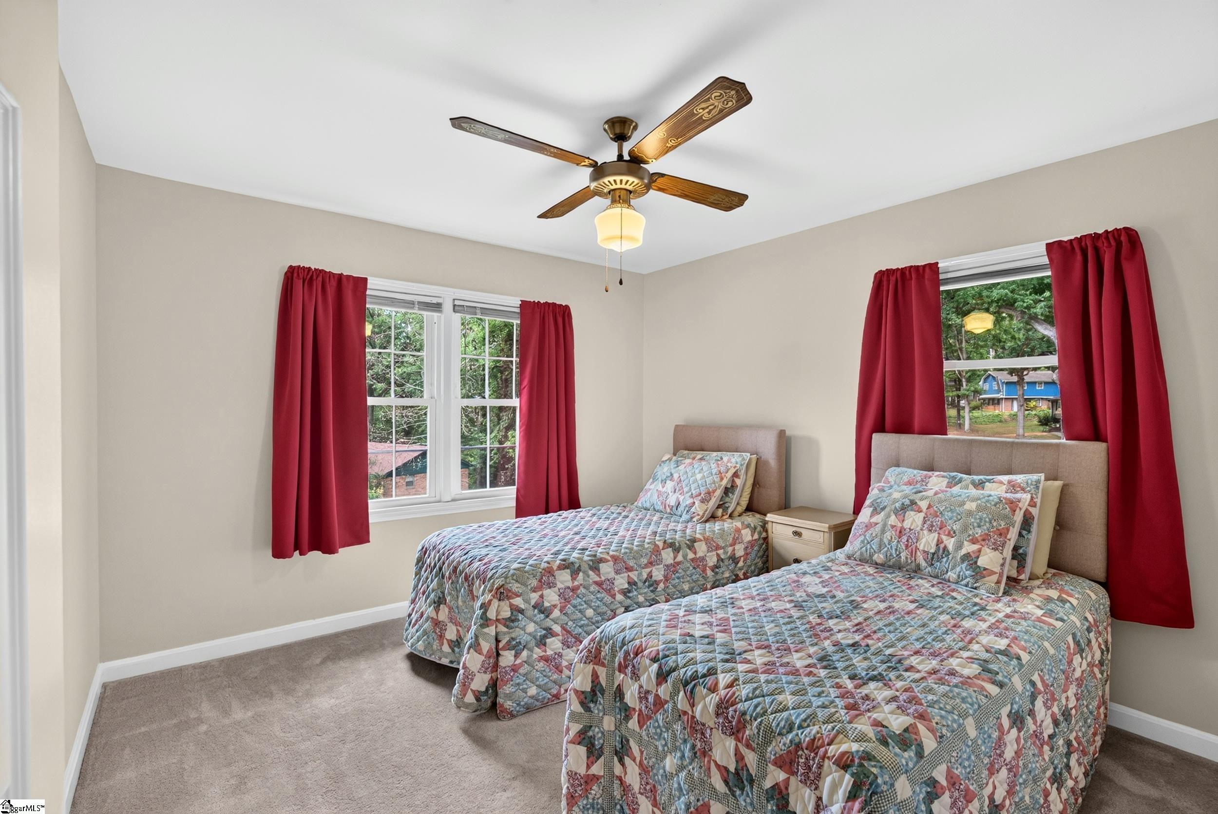 208 Holly Road Taylors, SC 29687