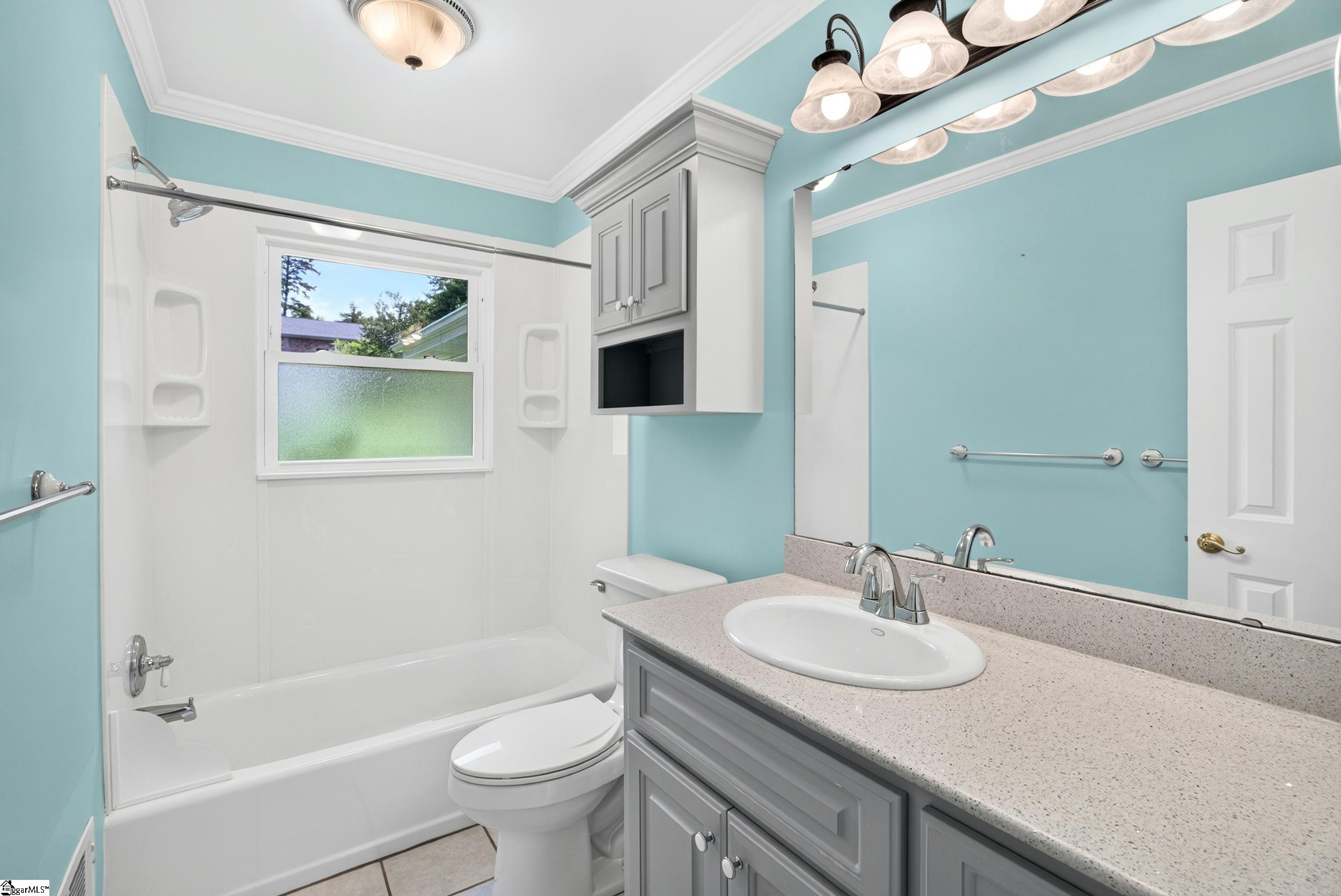 208 Holly Road Taylors, SC 29687
