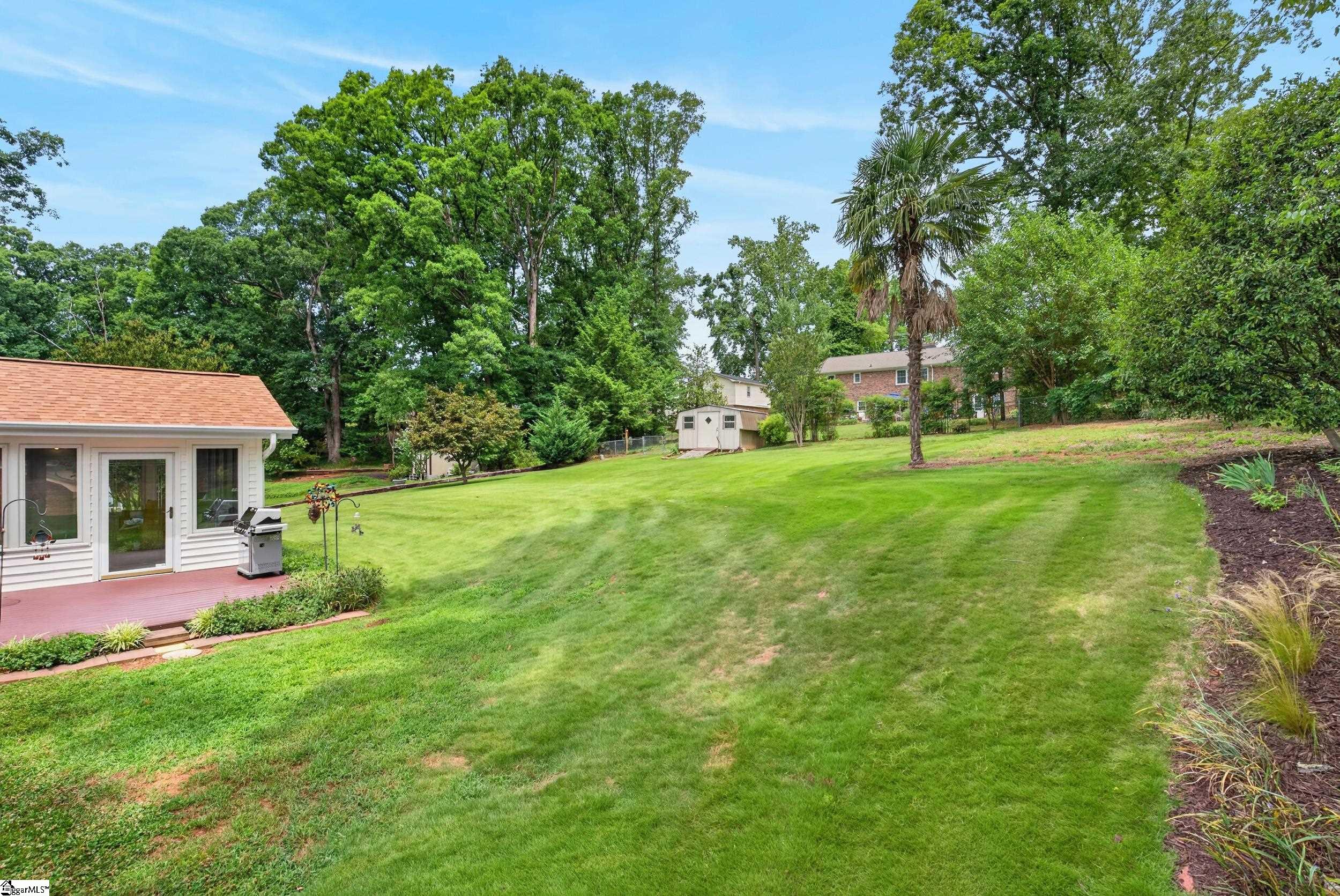 208 Holly Road Taylors, SC 29687