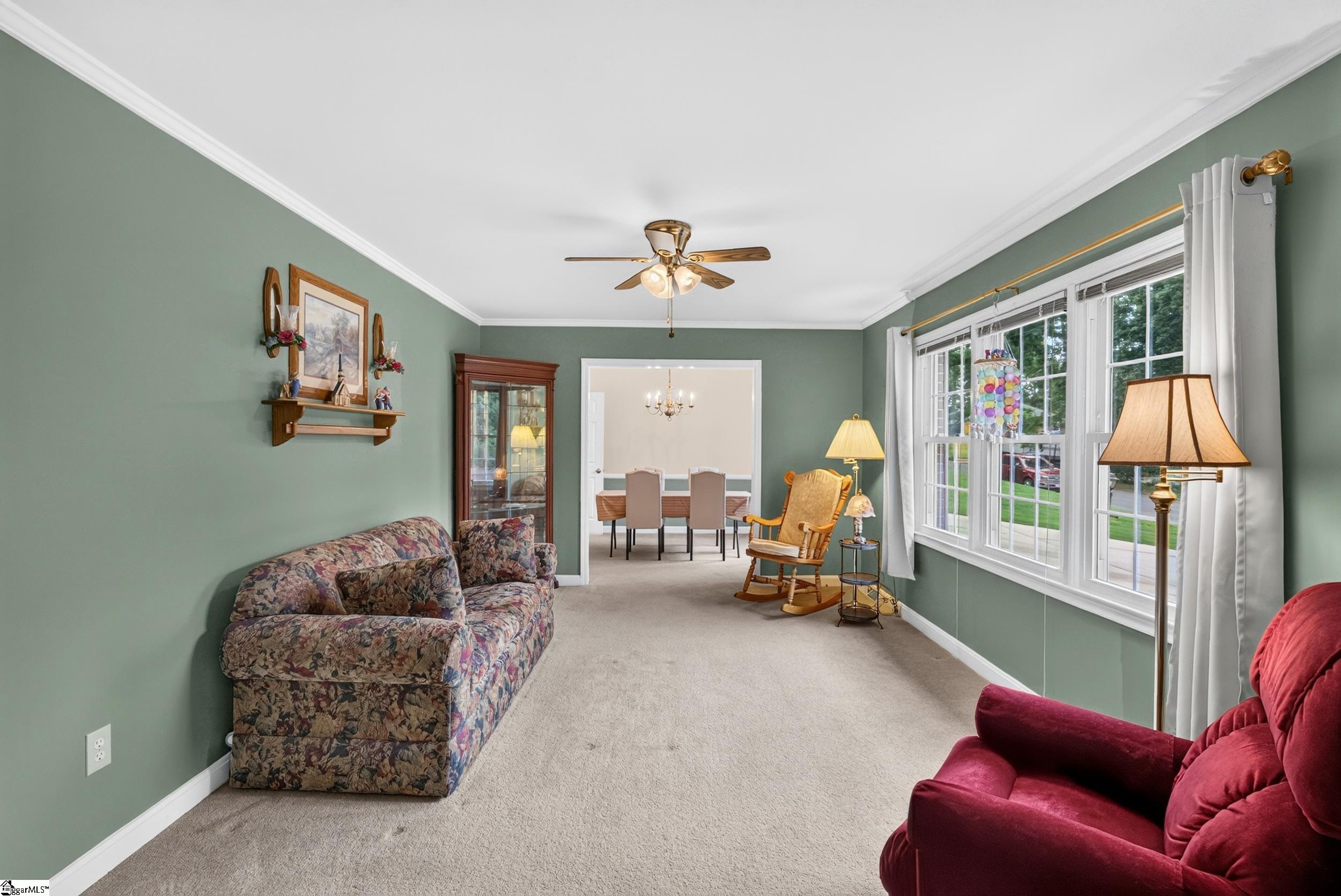 208 Holly Road Taylors, SC 29687