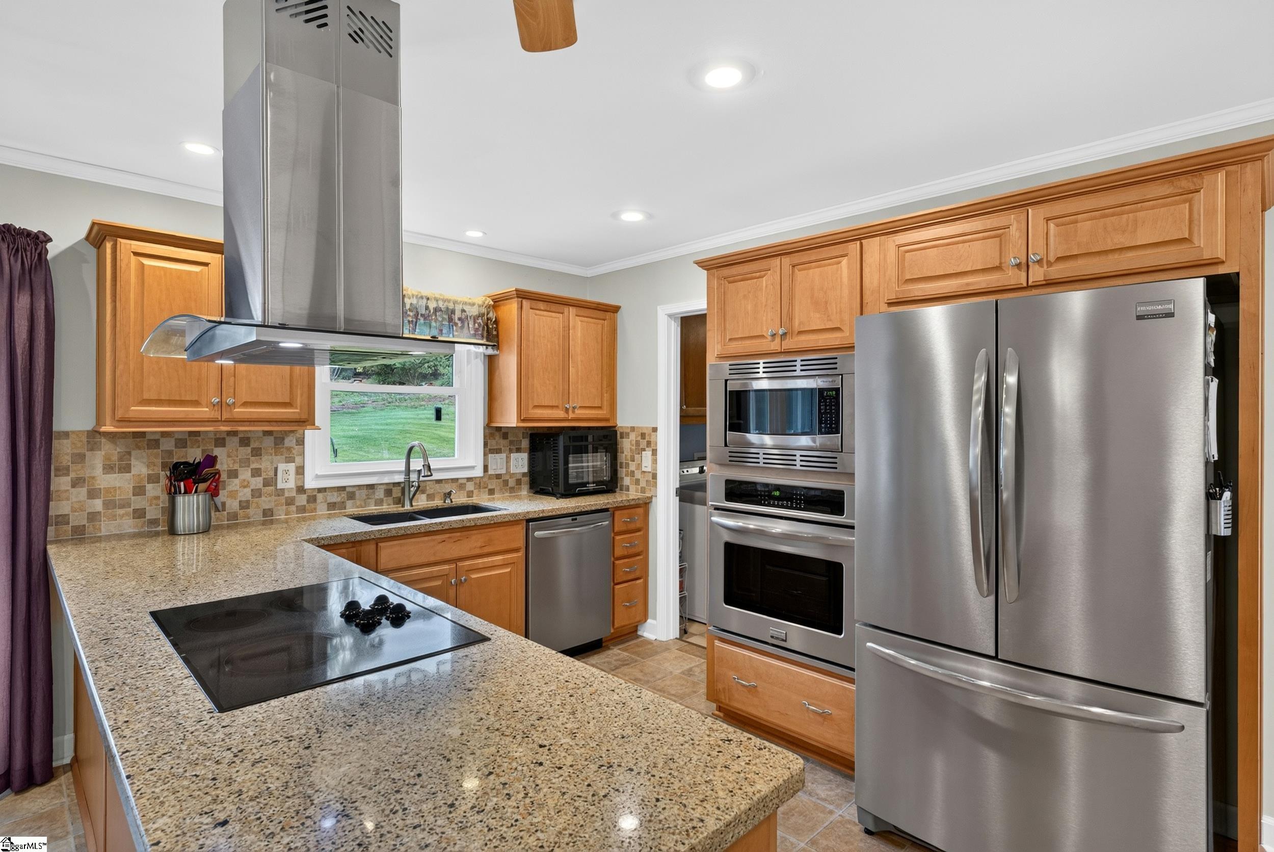 208 Holly Road Taylors, SC 29687
