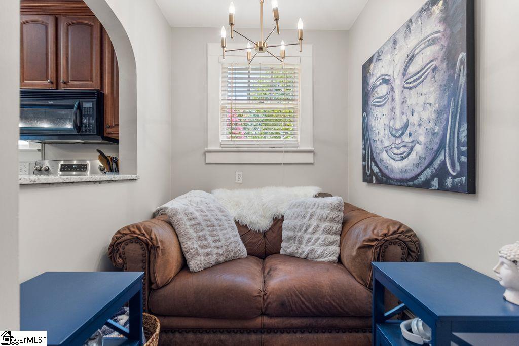 29 McAdoo Avenue Greenville, SC 29607