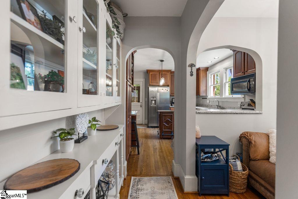 29 McAdoo Avenue Greenville, SC 29607