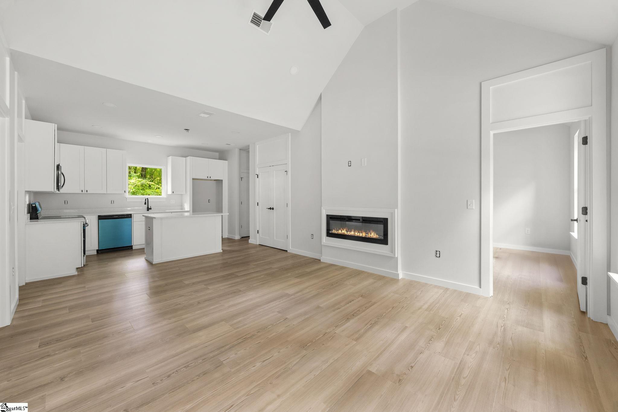 502 Wren Drive Westminster, SC 29693