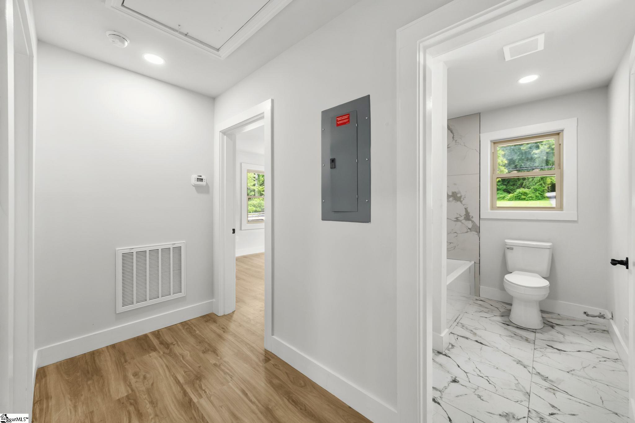 5497 Old Buncombe Road Greenville, SC 29609