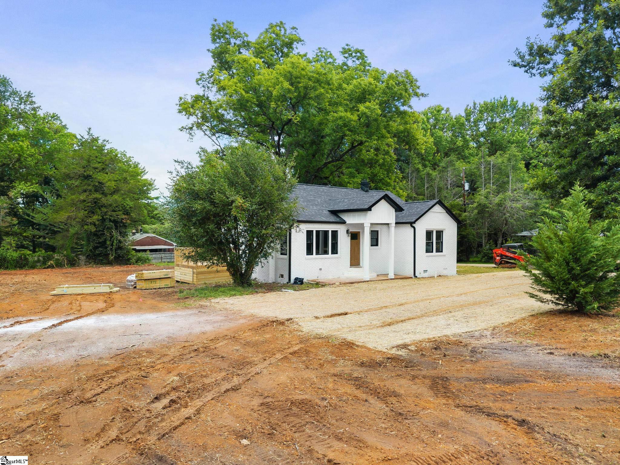 5497 Old Buncombe Road Greenville, SC 29609