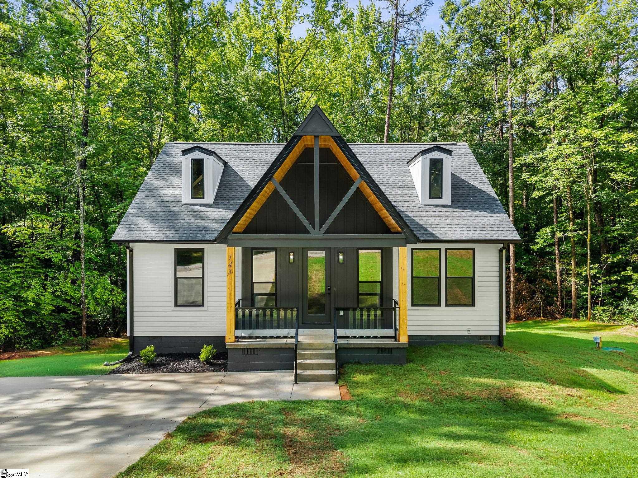 143 Nottingham Drive Westminster, SC 29693