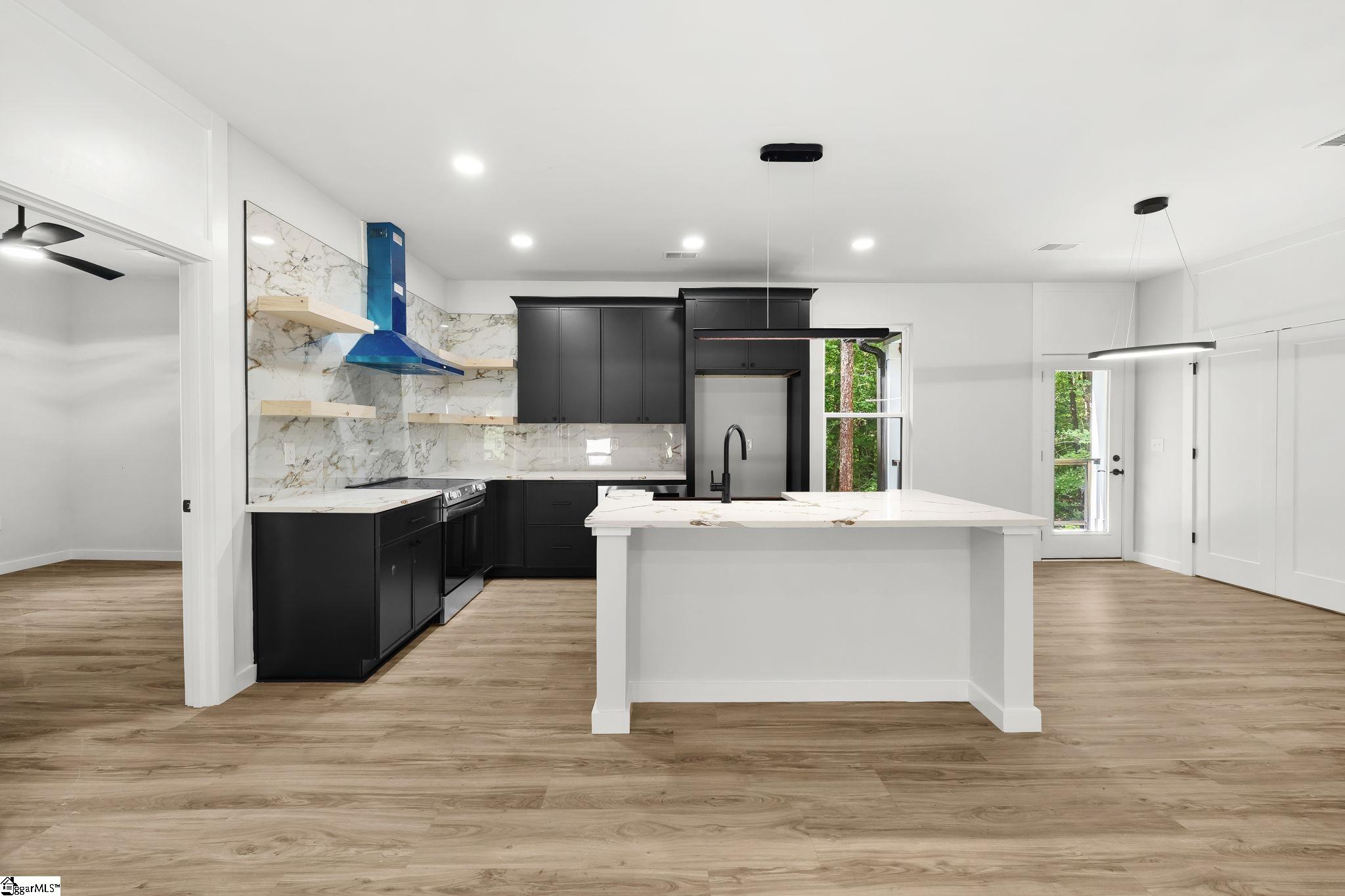 143 Nottingham Drive Westminster, SC 29693