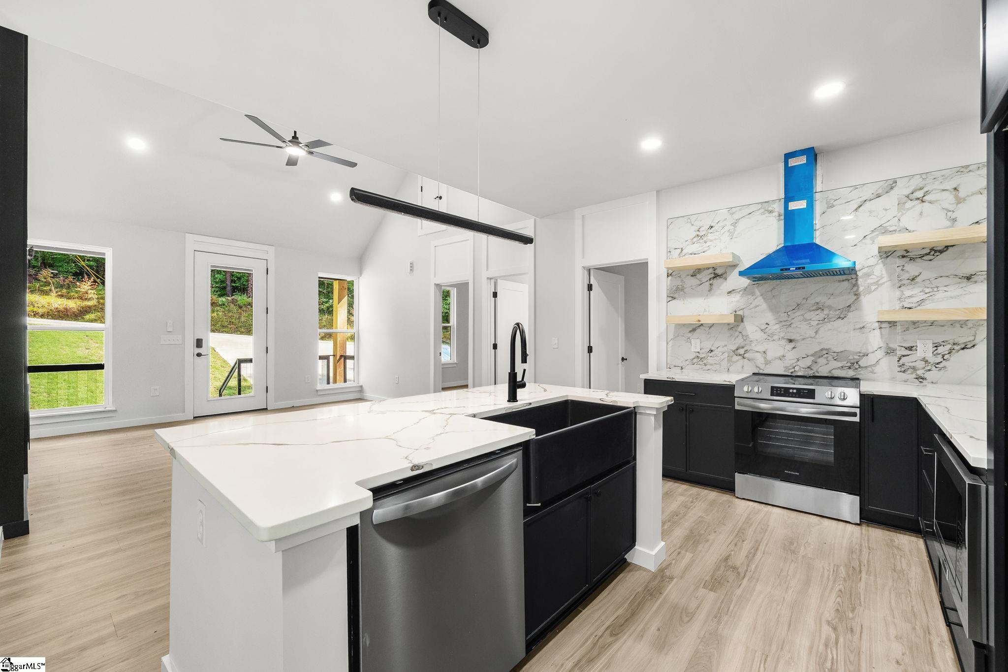 143 Nottingham Drive Westminster, SC 29693