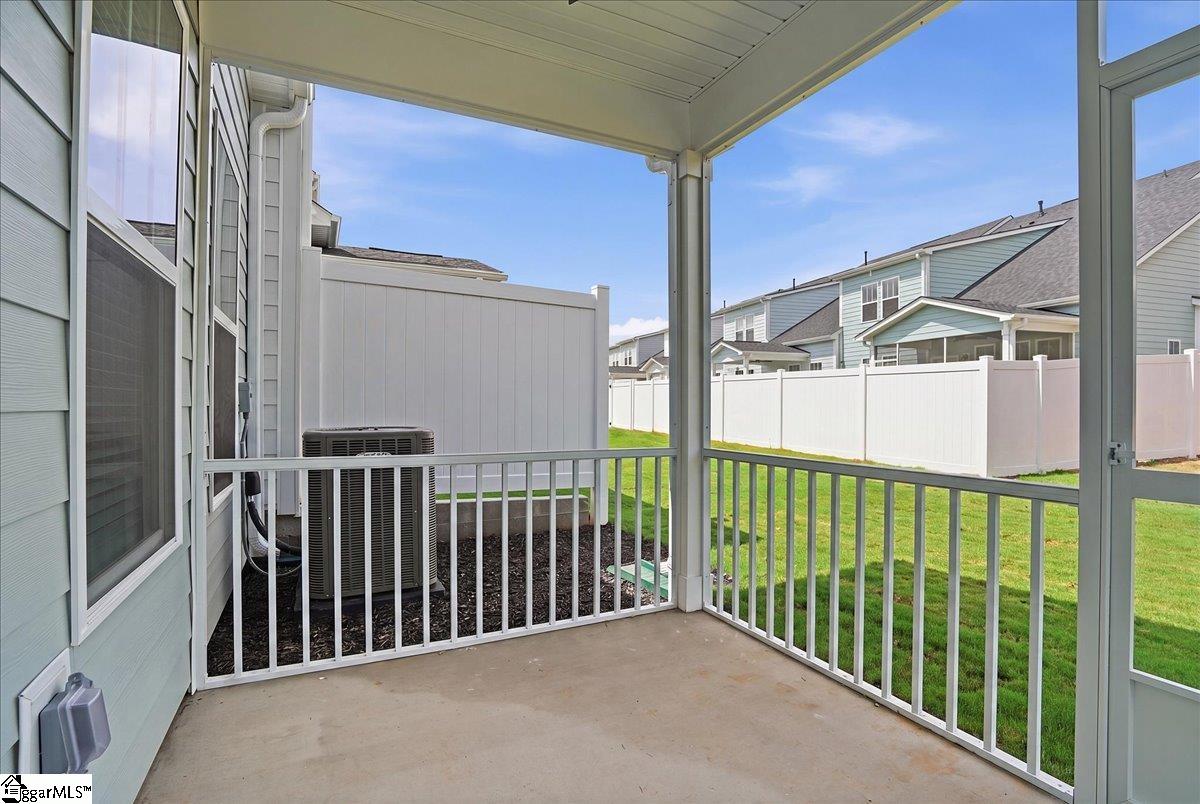 429 Crestcreek Drive Anderson, SC 29621