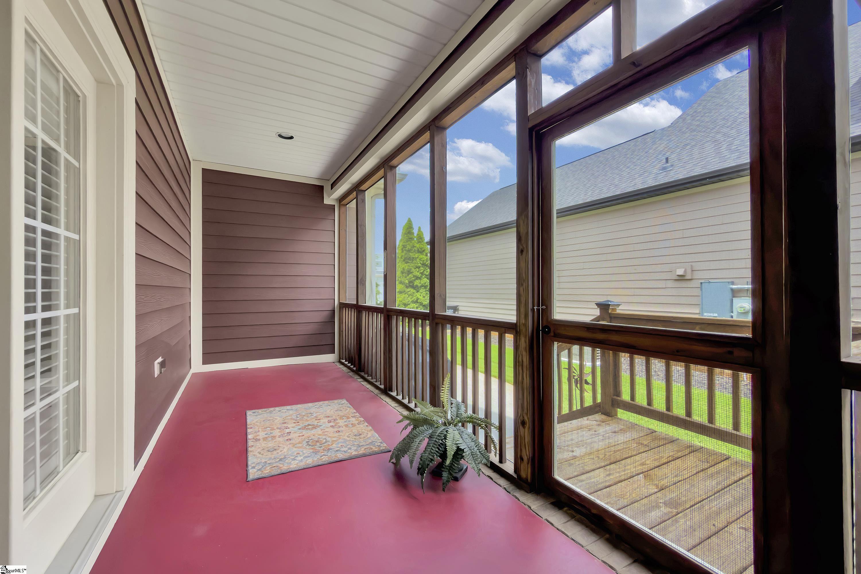 18 Worthington Court Simpsonville, SC 29681
