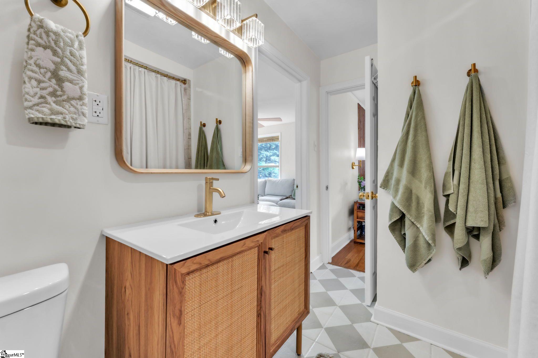 105 Azalea Court Greenville, SC 29615
