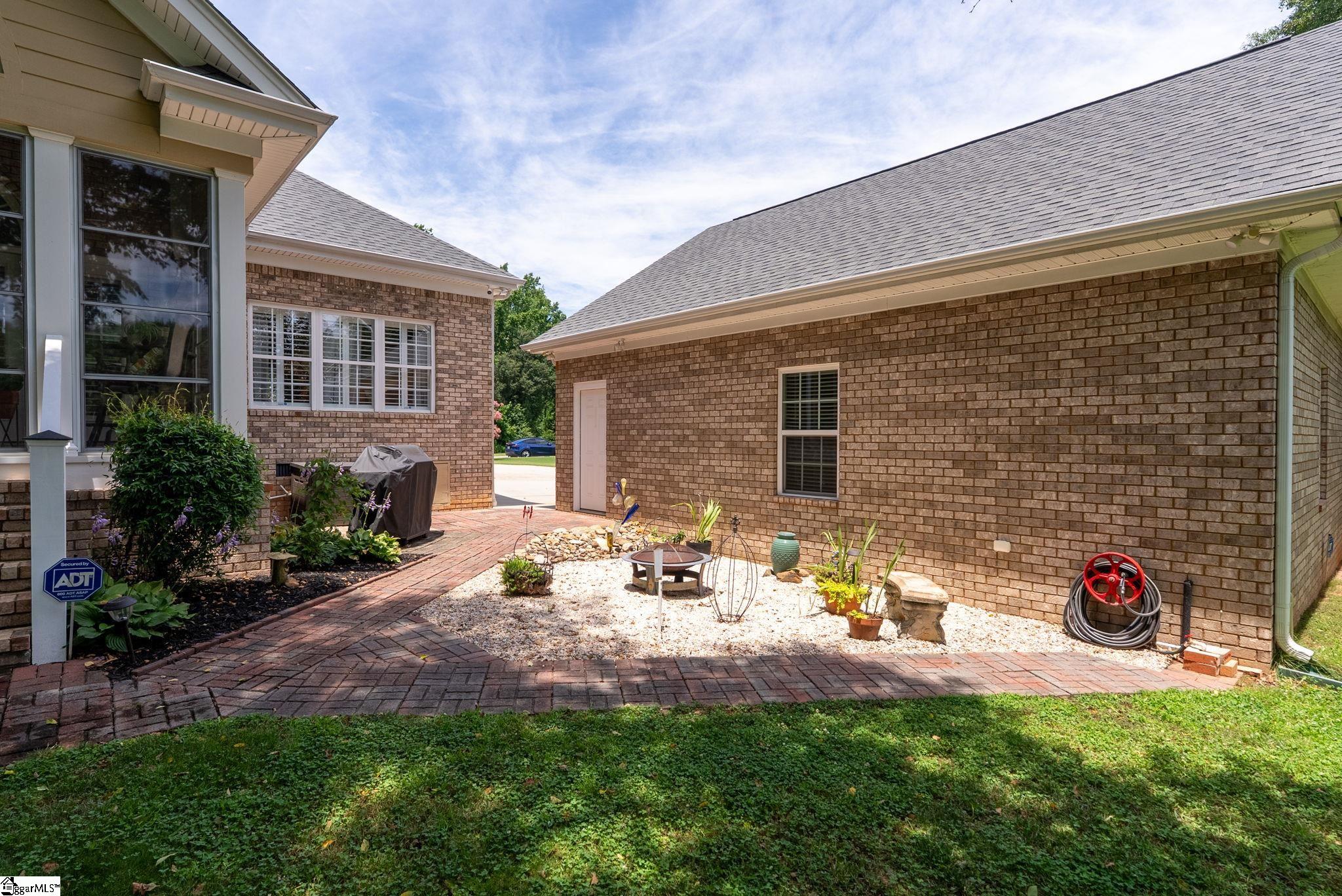 106 Birch Meadow Drive Piedmont, SC 29673