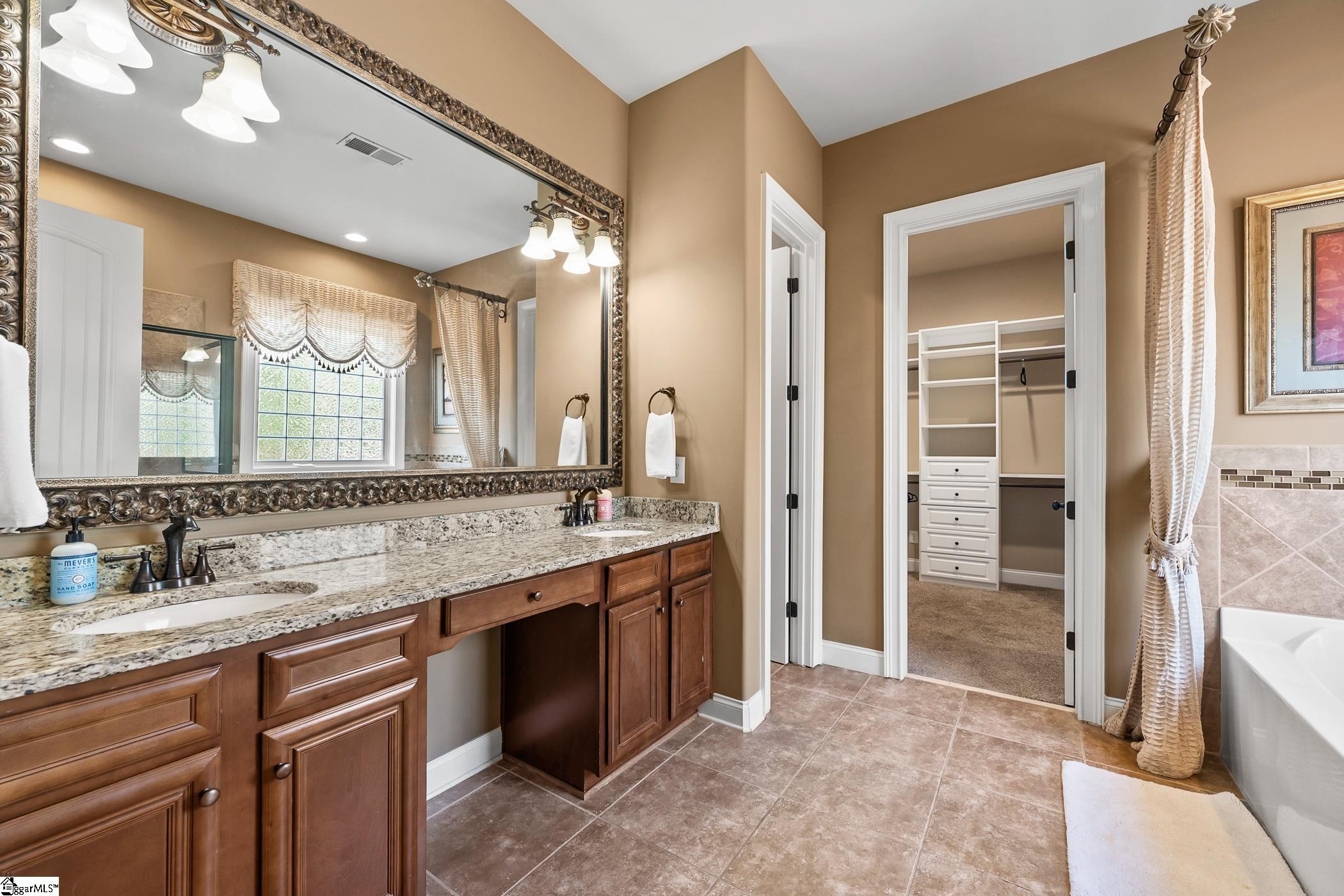 2 Sheldrake Place Simpsonville, SC 29681