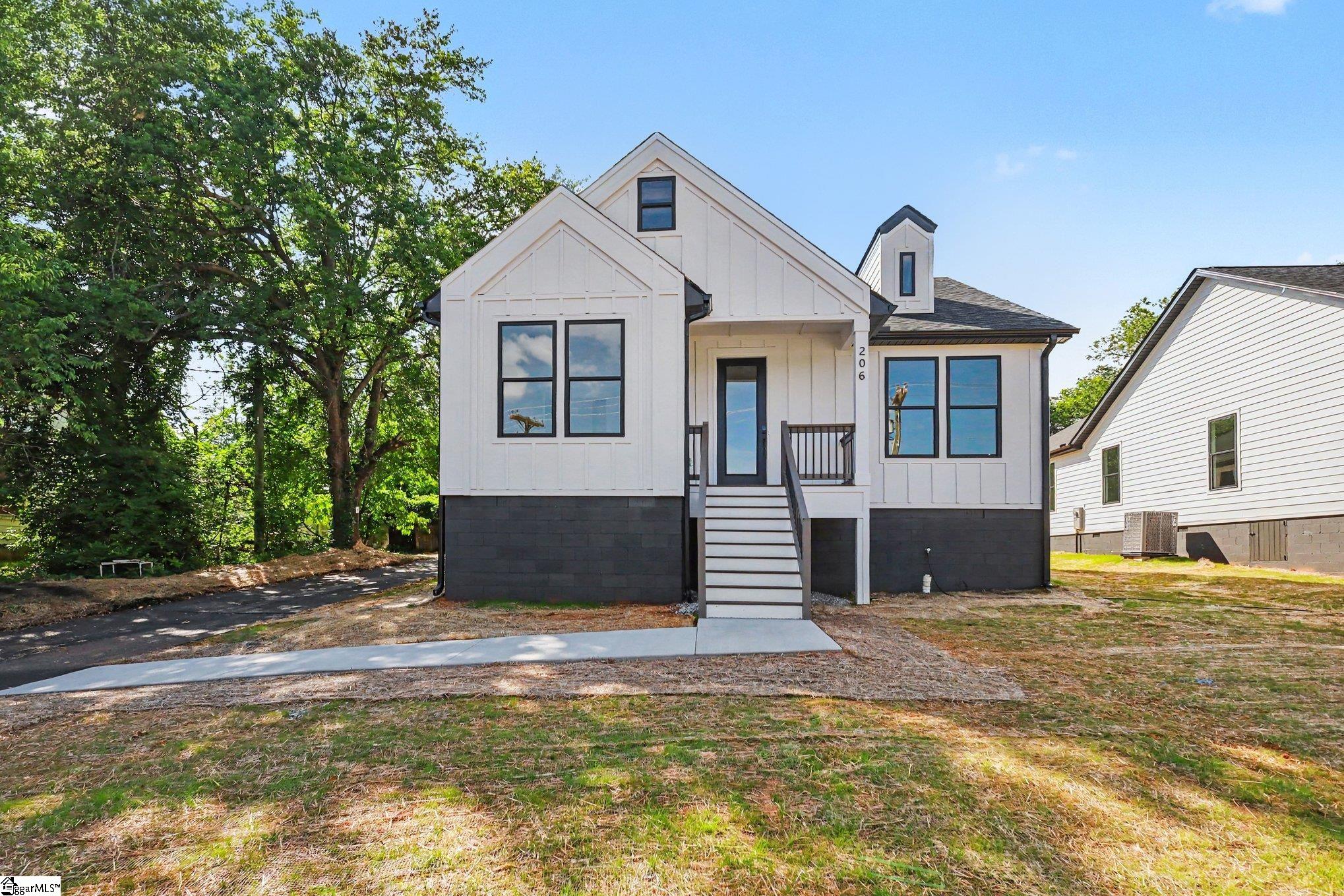 206 Liberty Drive Easley, SC 29640