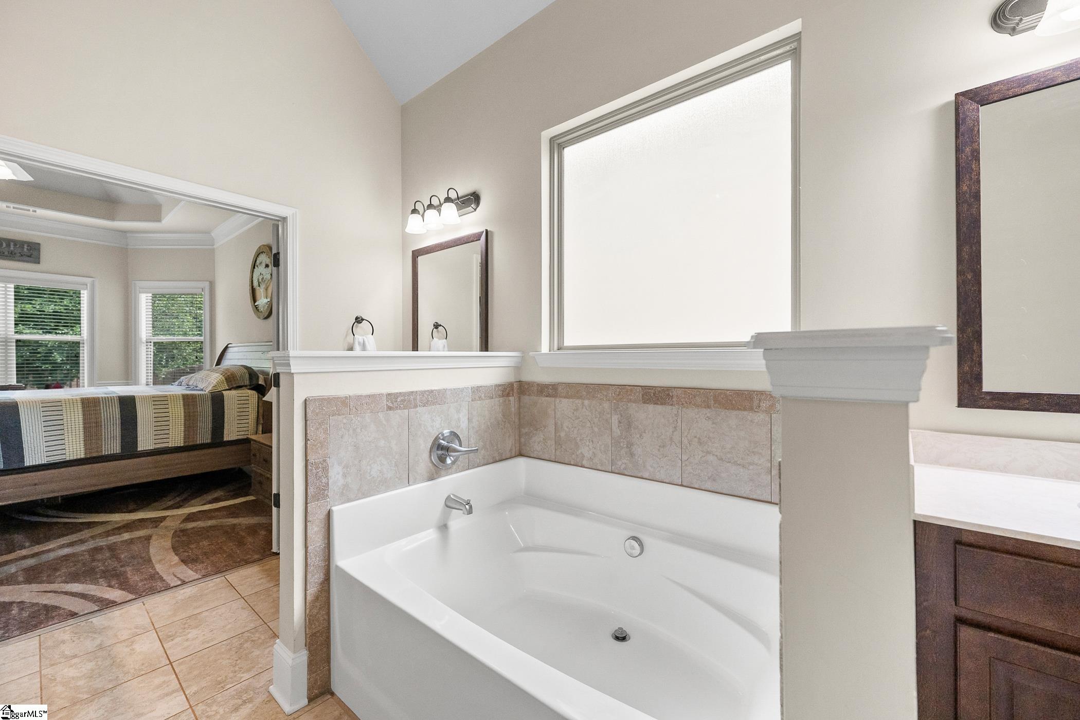 220 Sunnybrook Lane Greer, SC 29650