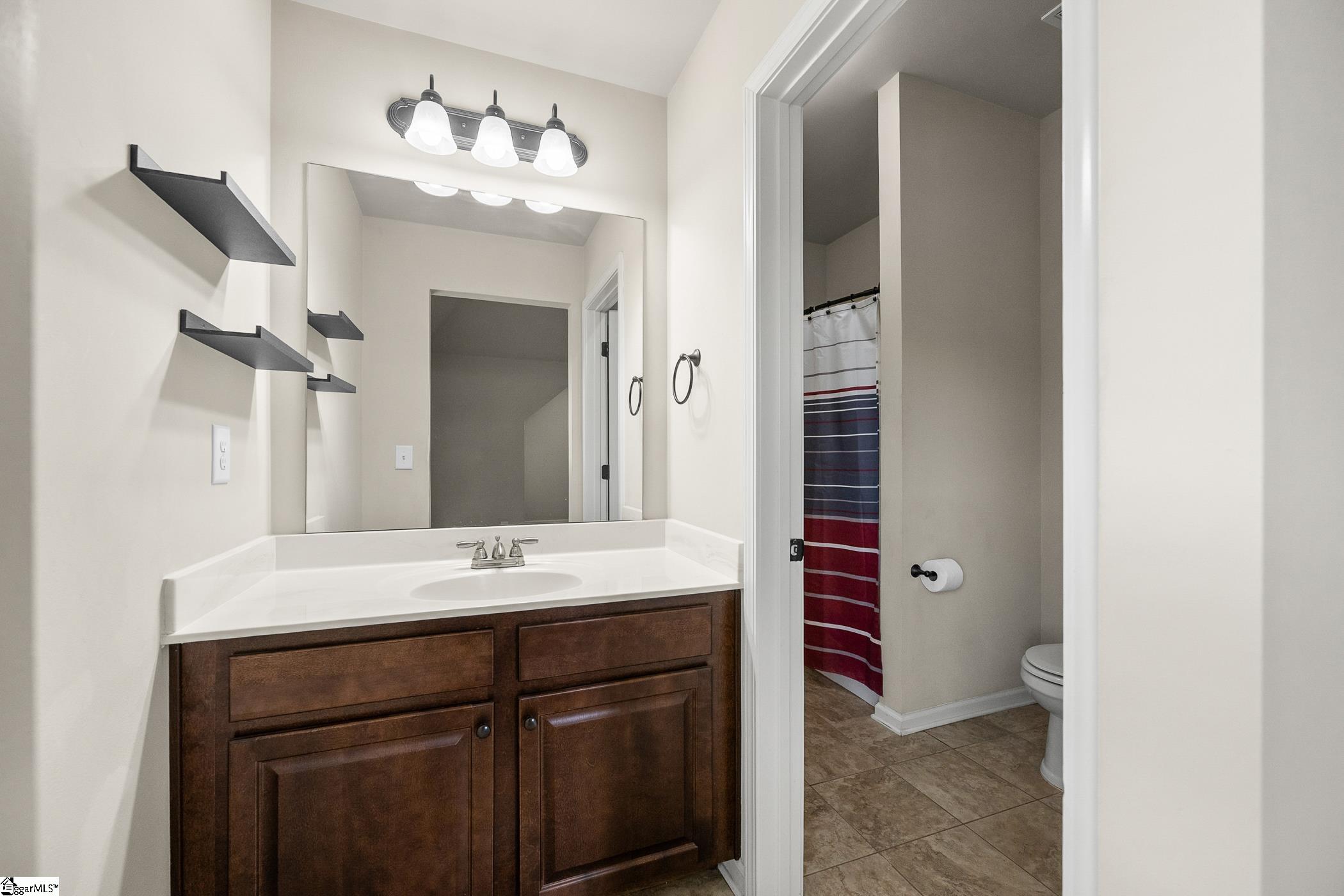 220 Sunnybrook Lane Greer, SC 29650