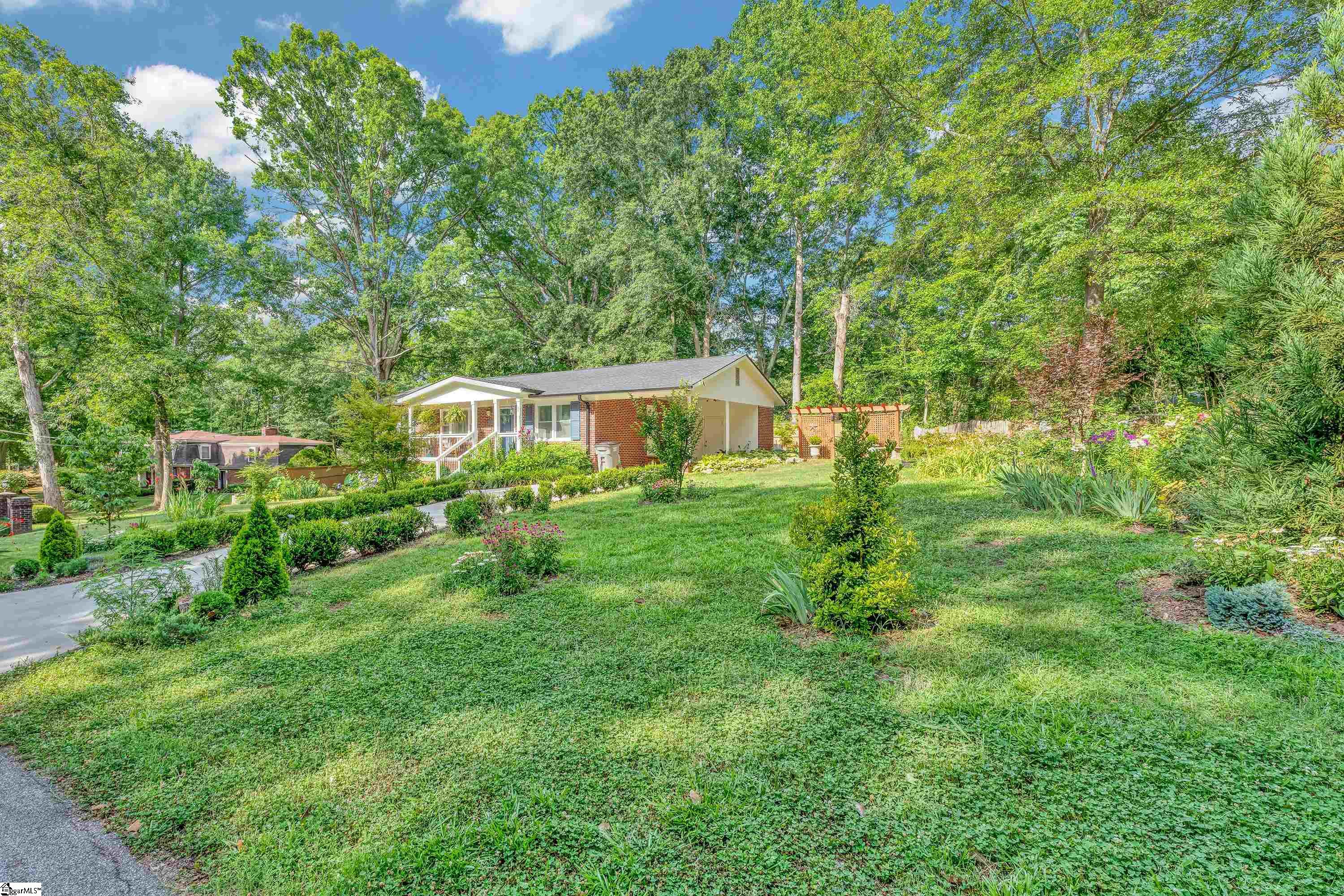 8 Ghana Drive Greenville, SC 29605