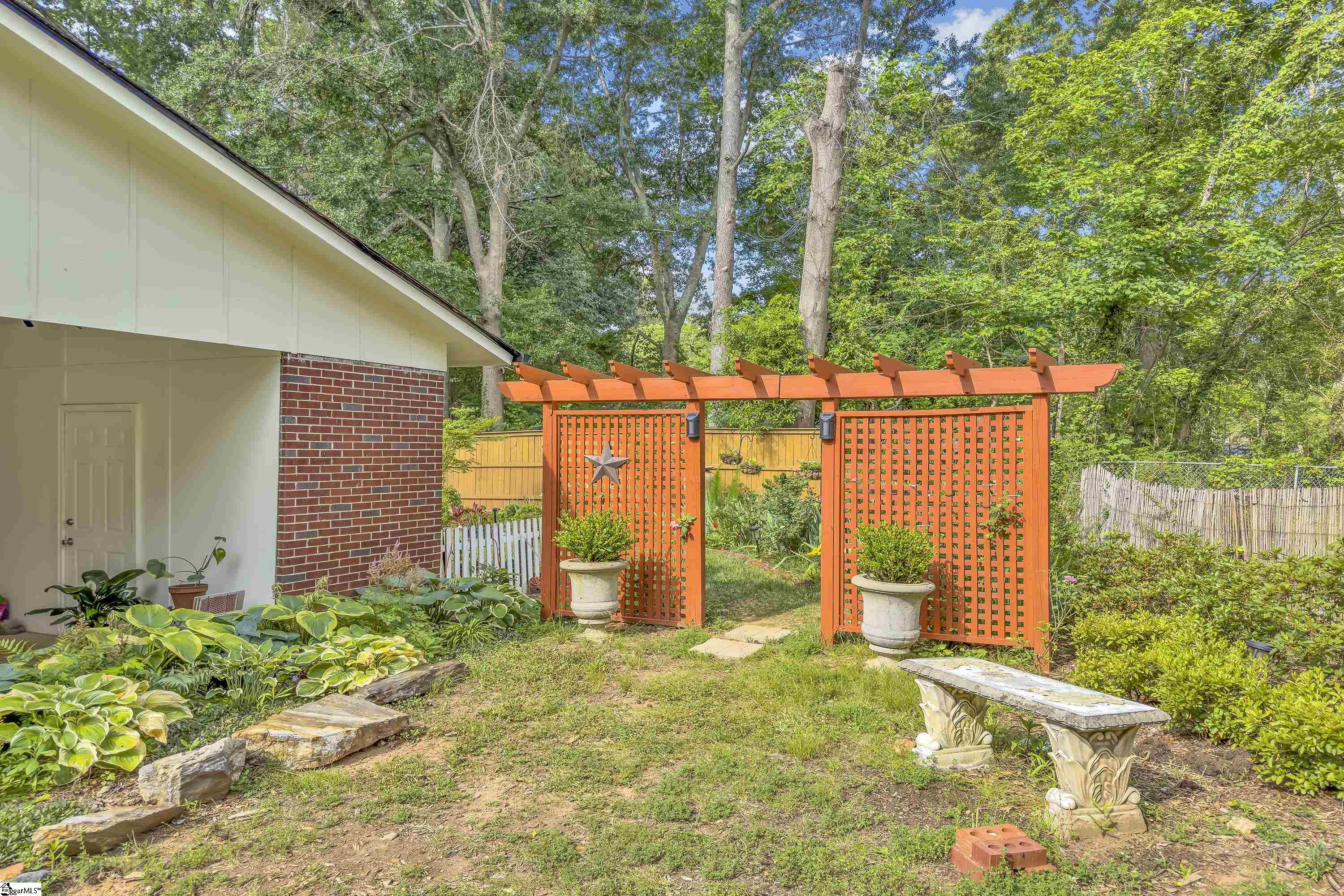 8 Ghana Drive Greenville, SC 29605