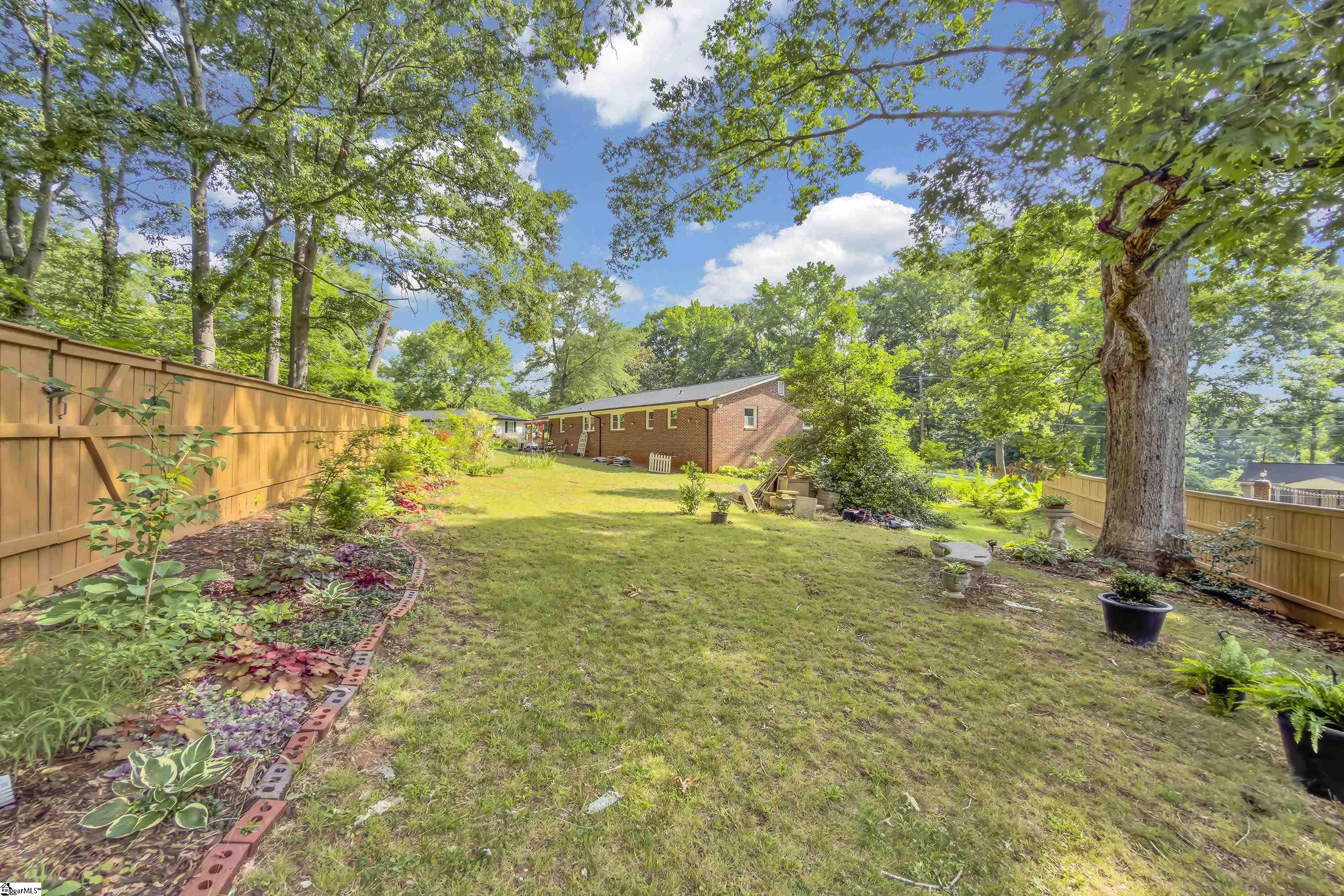8 Ghana Drive Greenville, SC 29605